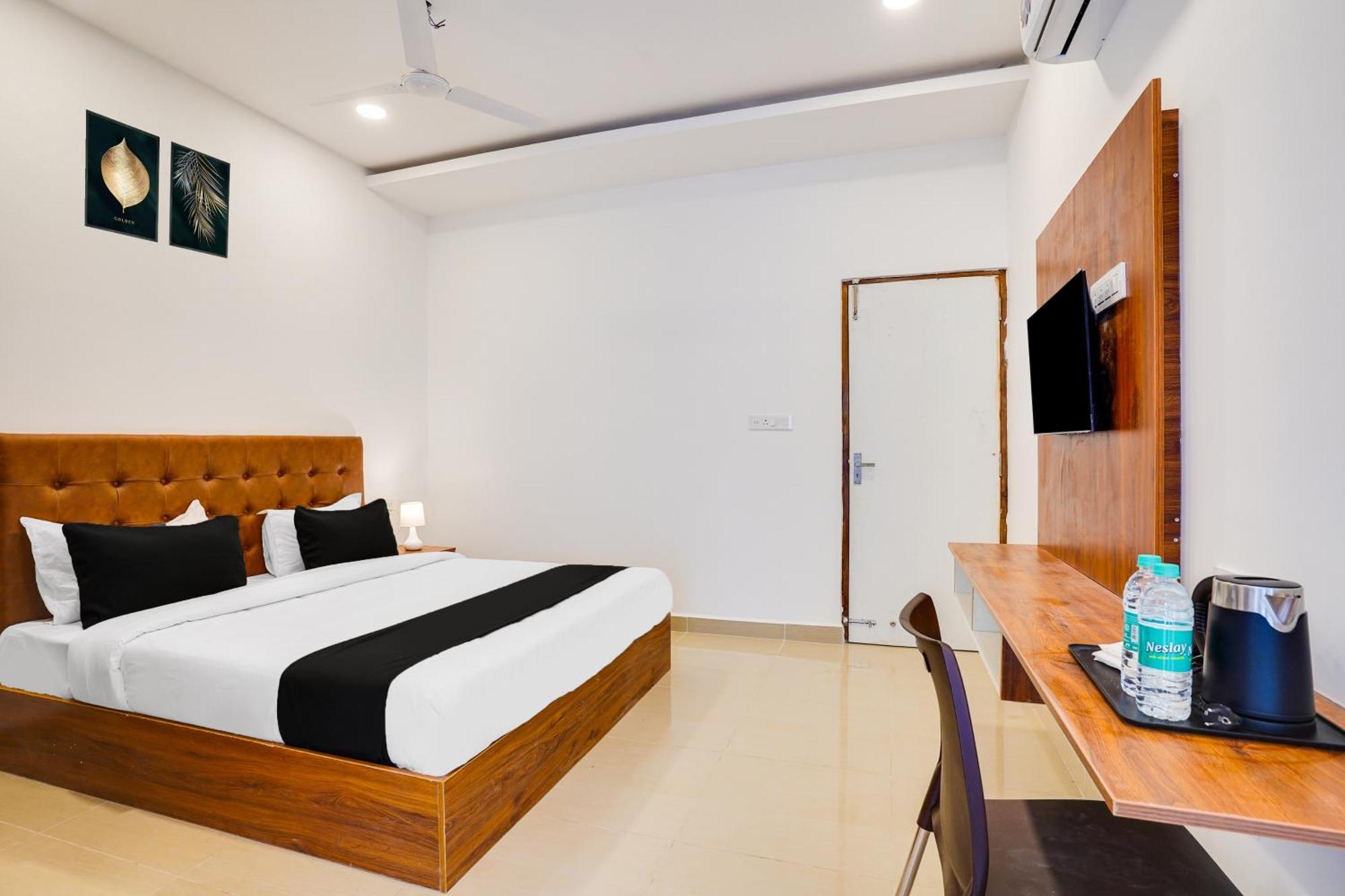 Hotel Super Townhouse Oak Xotel Near Silk Board Metro Bangalore
