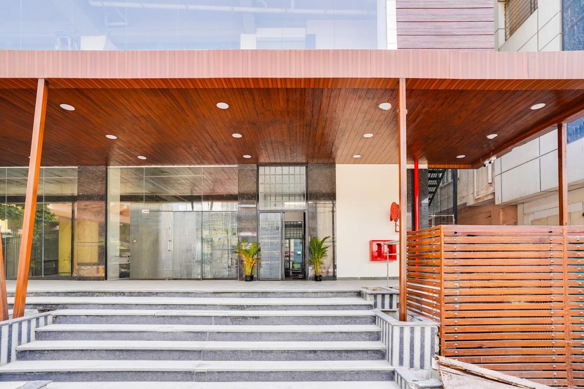 Hotel Super Townhouse Oak Xotel Near Silk Board Metro