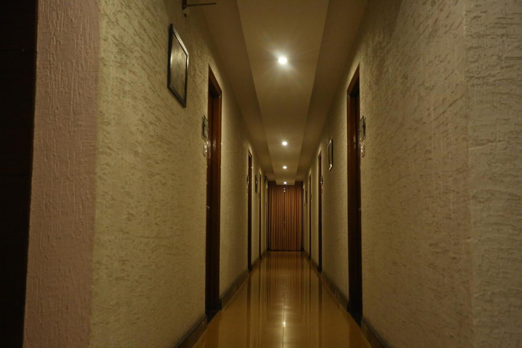 Bisque Magaji Orchid - Near Majestic Railway Station Bangalore