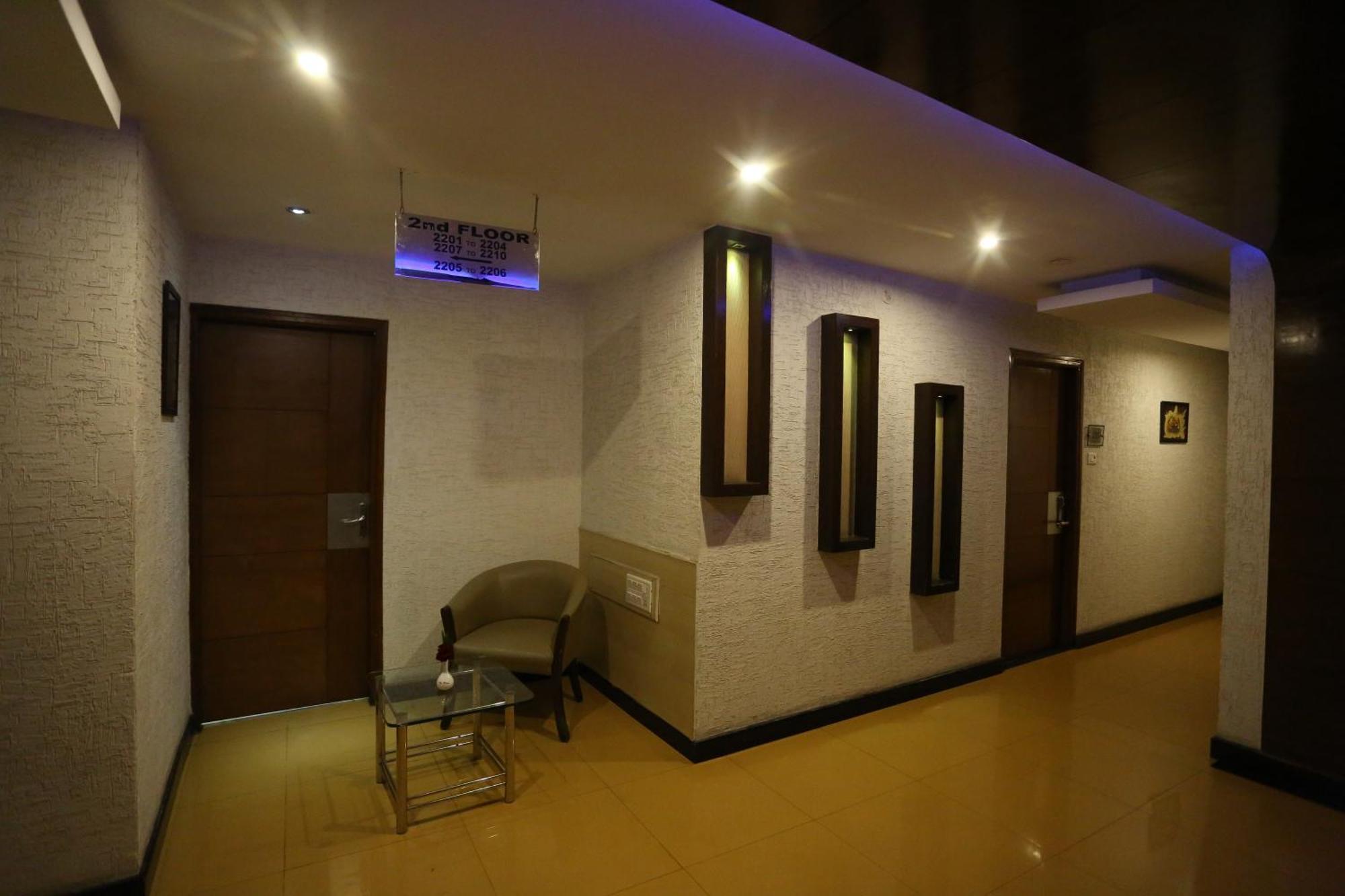 Hotel Bisque Magaji Orchid - Near Majestic Railway Station