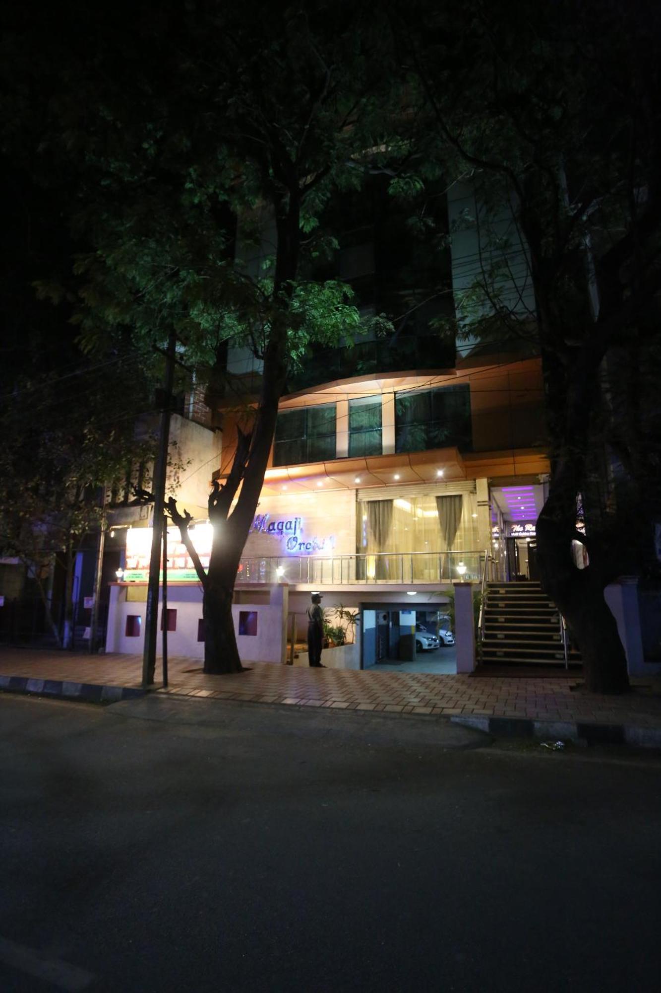 Hotel Bisque Magaji Orchid - Near Majestic Railway Station Bangalore