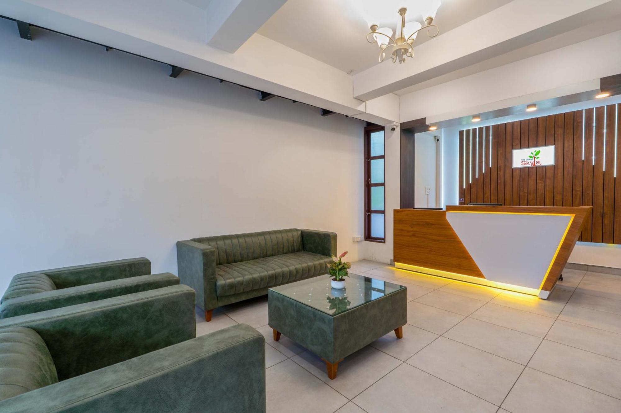 Treebo The Grand Skyla, Malleshwaram Hotel Bangalore