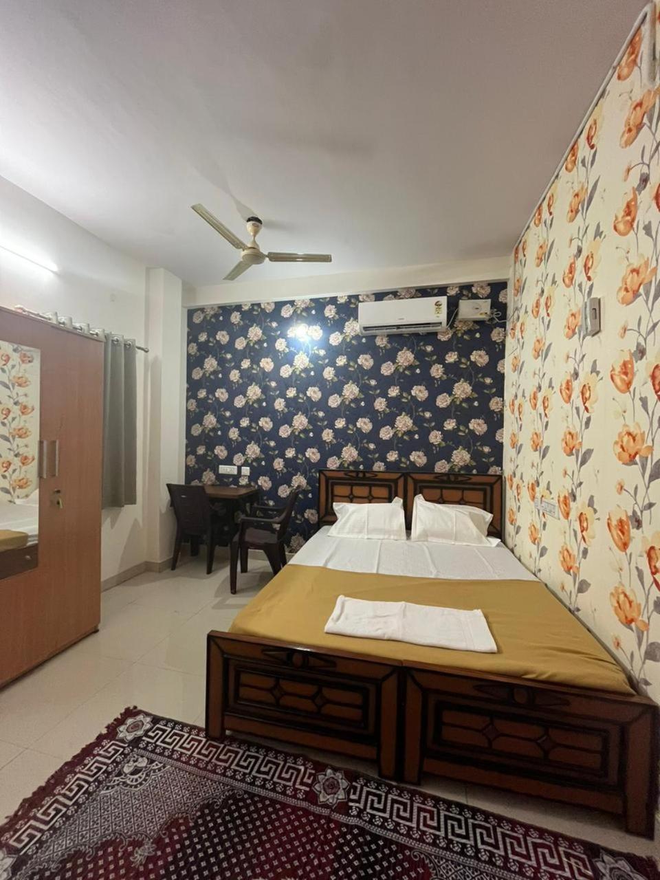 Hotel Yes Yen Comforts Bangalore