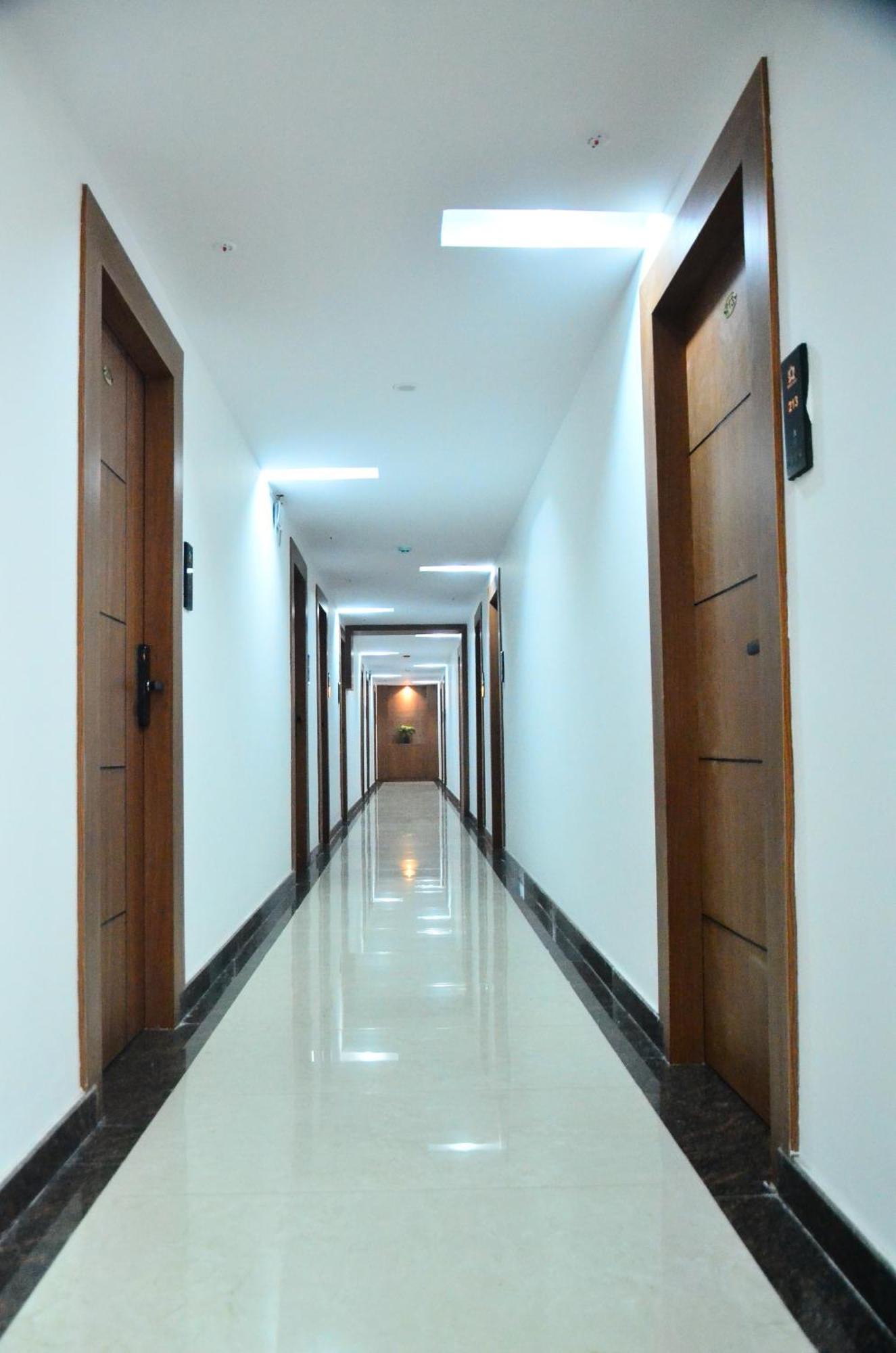 Eyrie Nest Hotel 3*