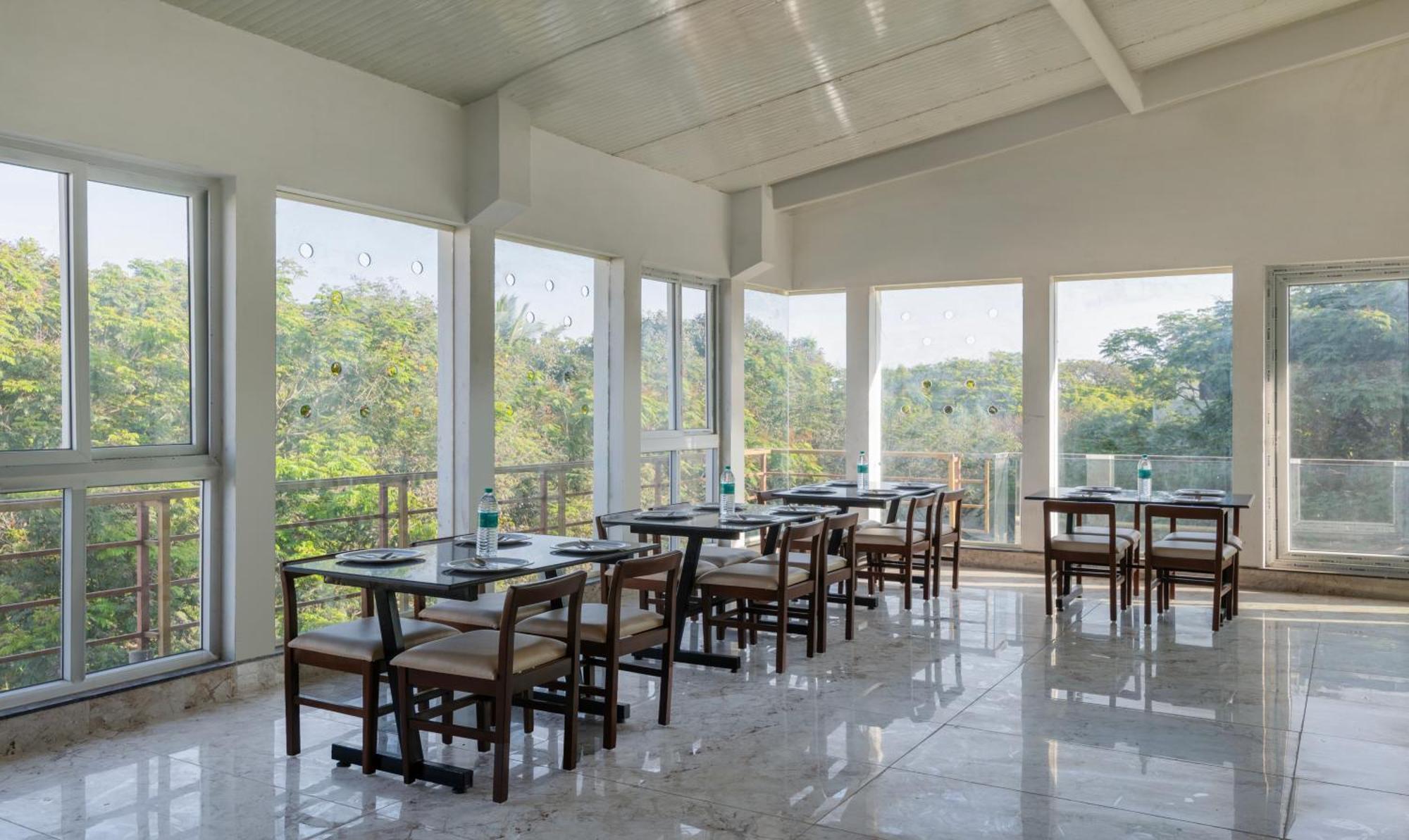 Hotel Treebo Global Stay, Jayanagar