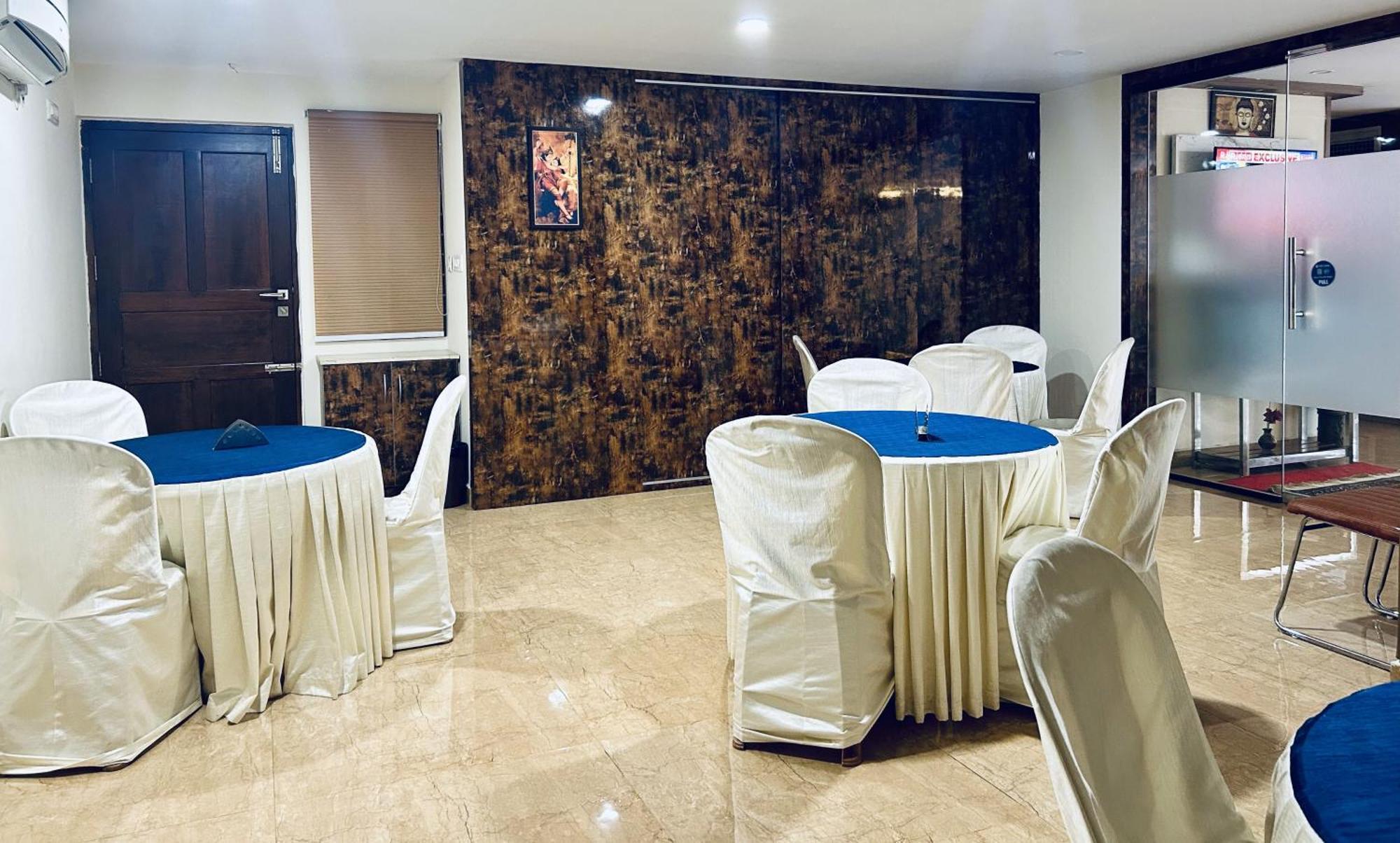Hotel White Feather Bangalore