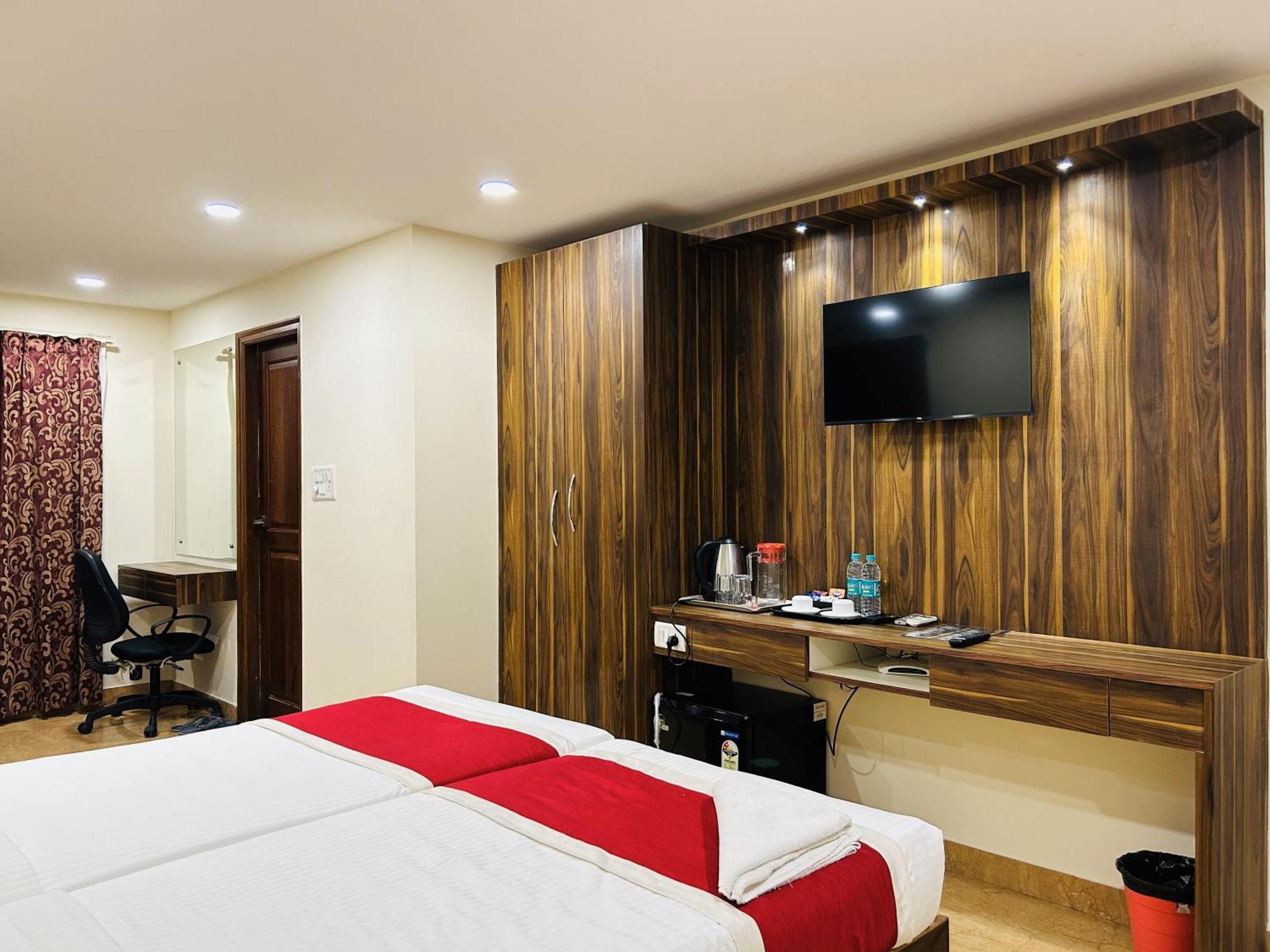 Hotel White Feather Bangalore