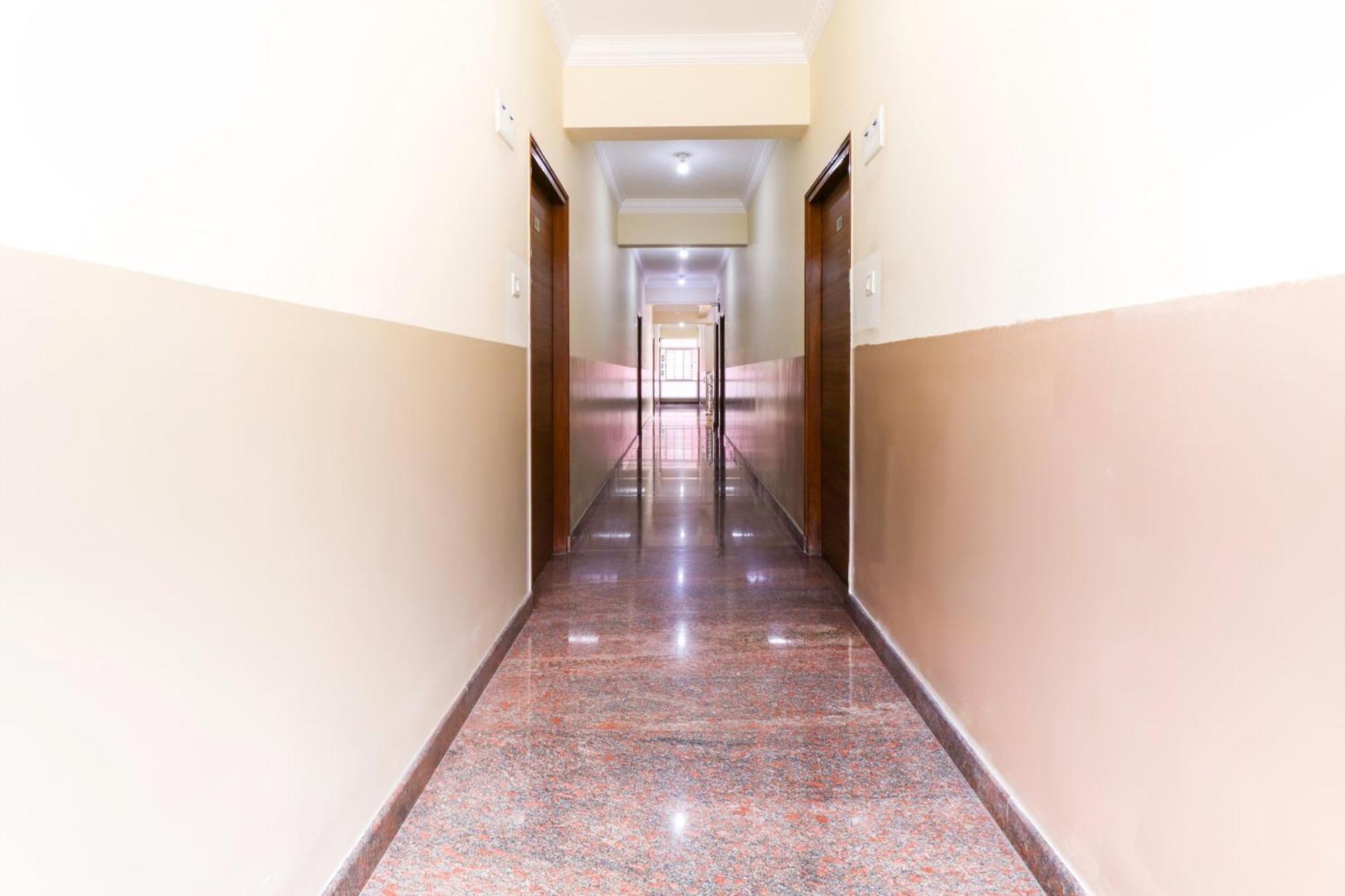 O Champion Comfort Near Hosahalli Metro Station 3* Bangalore