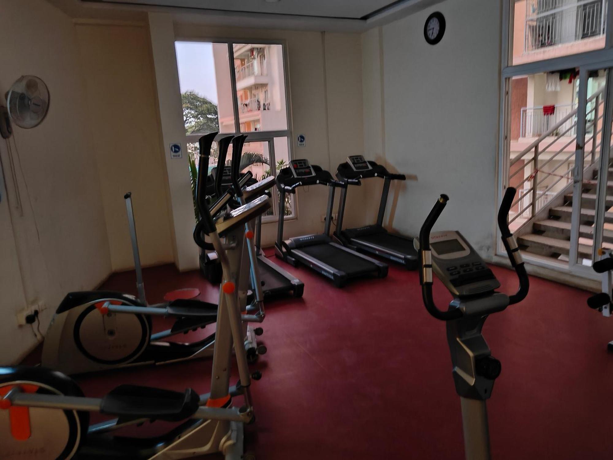 Apartment Deluxe 2bhk For Families- Opp Whitefield Metro *