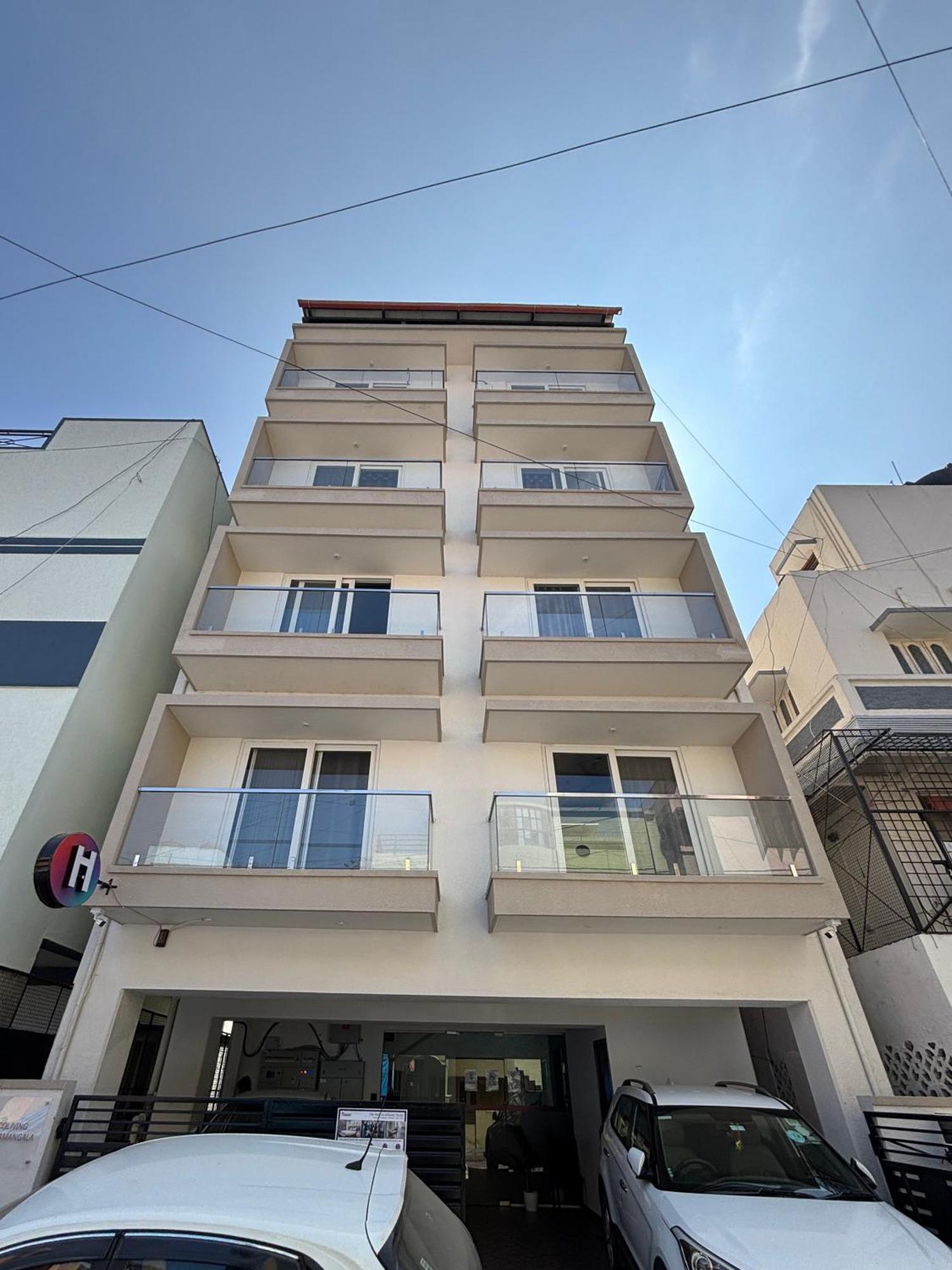Housr Coliving Koramangala * Bangalore