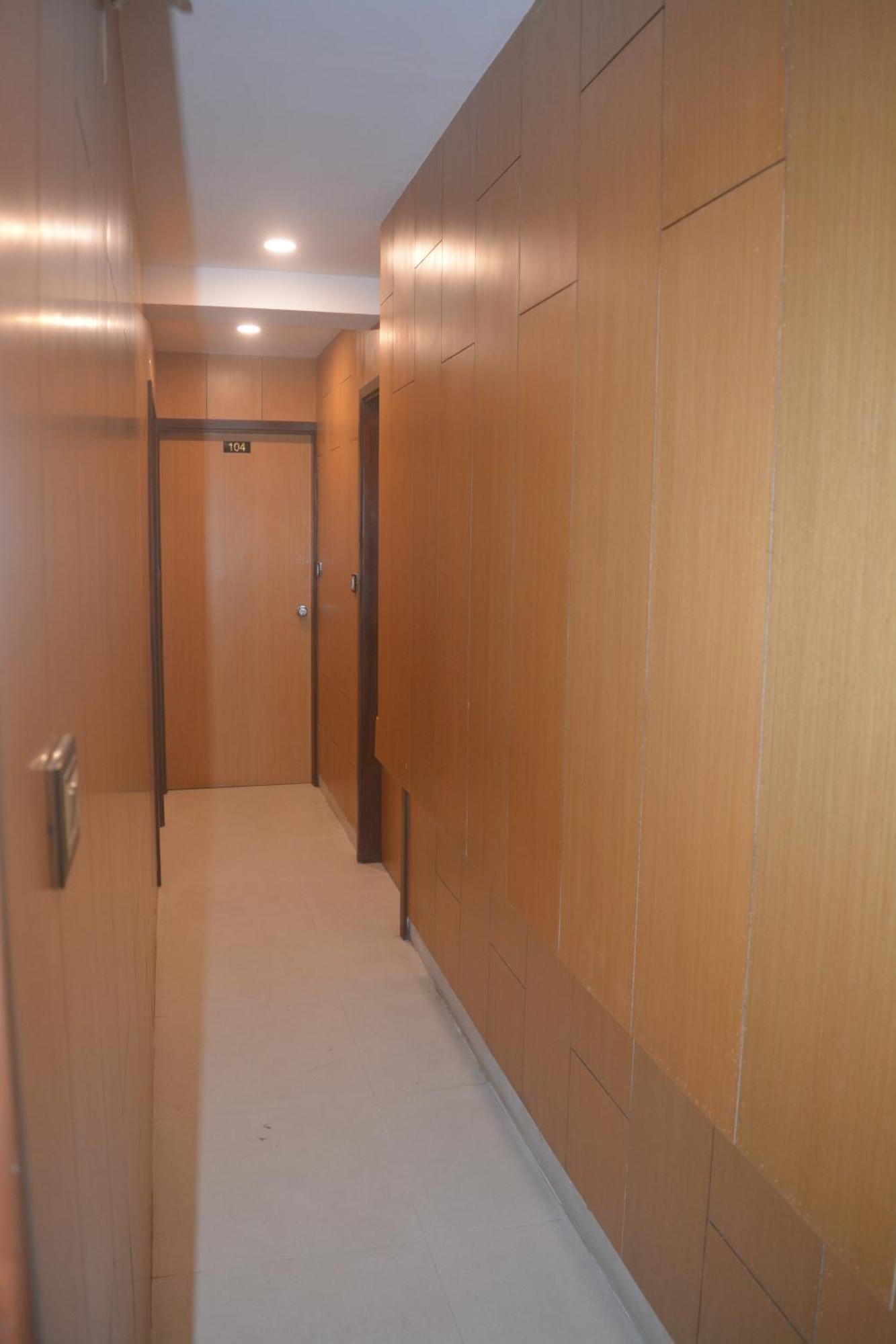 Abm Aura Hotel 3*