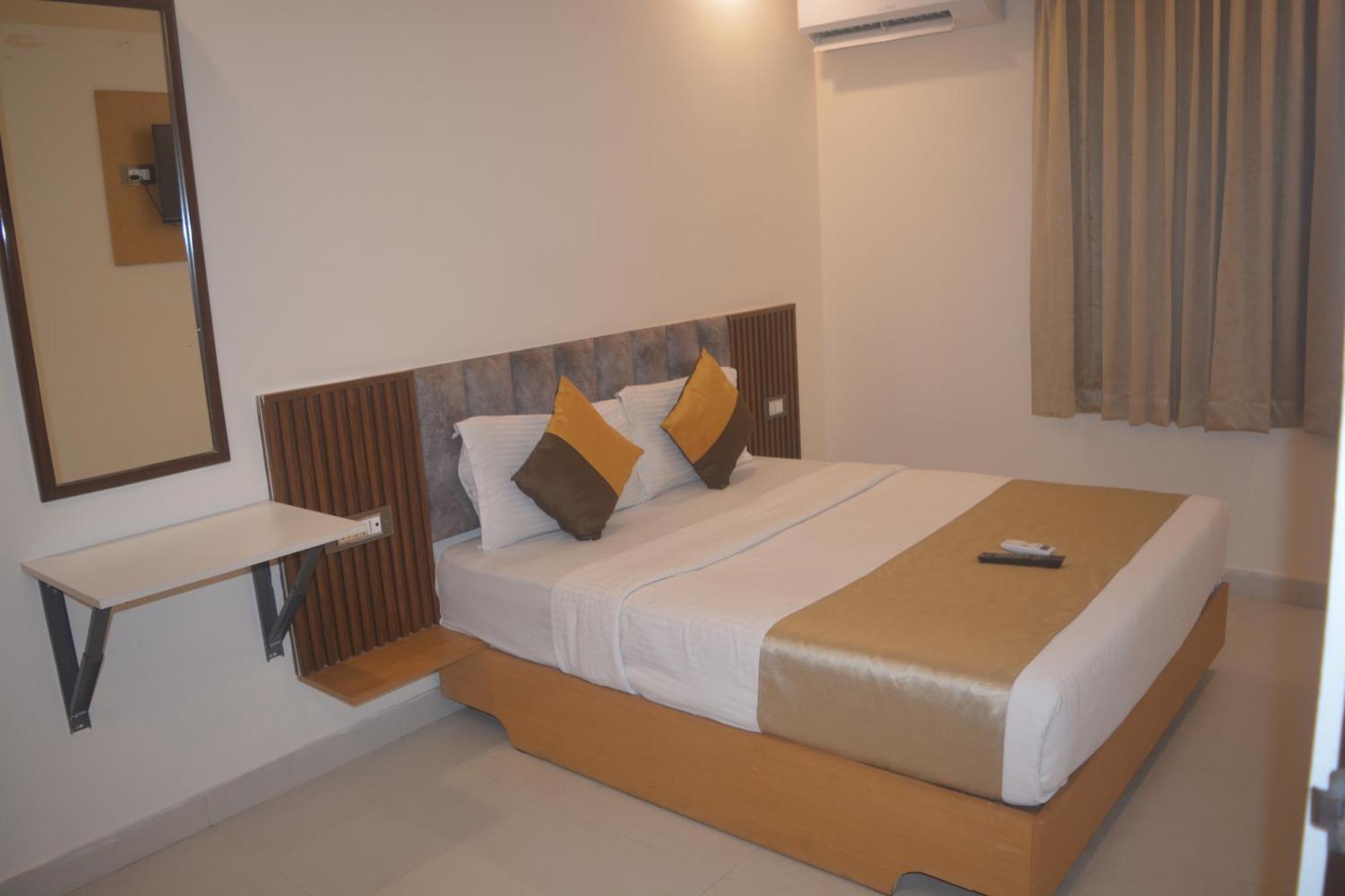 Abm Aura Hotel 3*