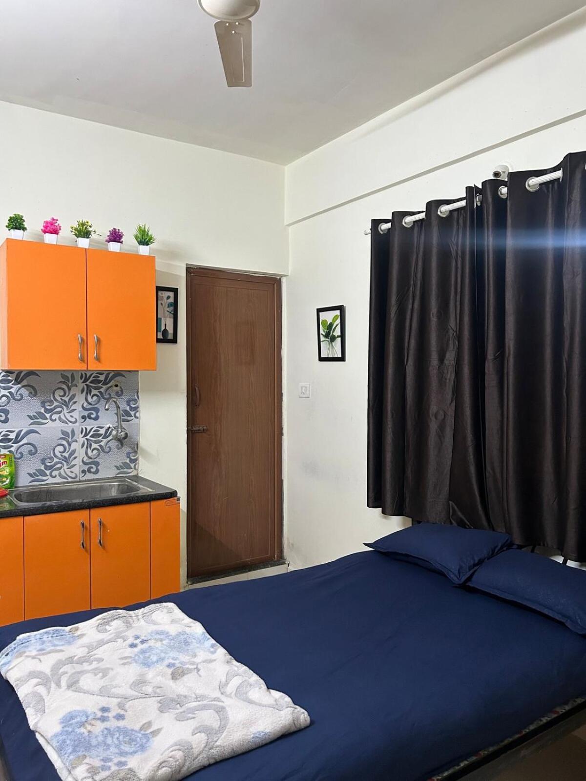 Apartment Compact One Flat In Whitefield - Mini, Basic Bangalore
