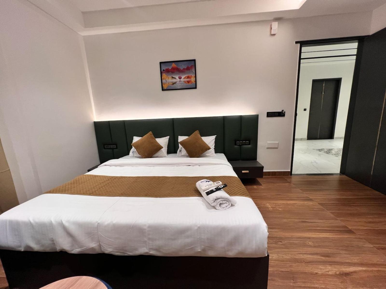 Kingdom By Agira Hotel 3*