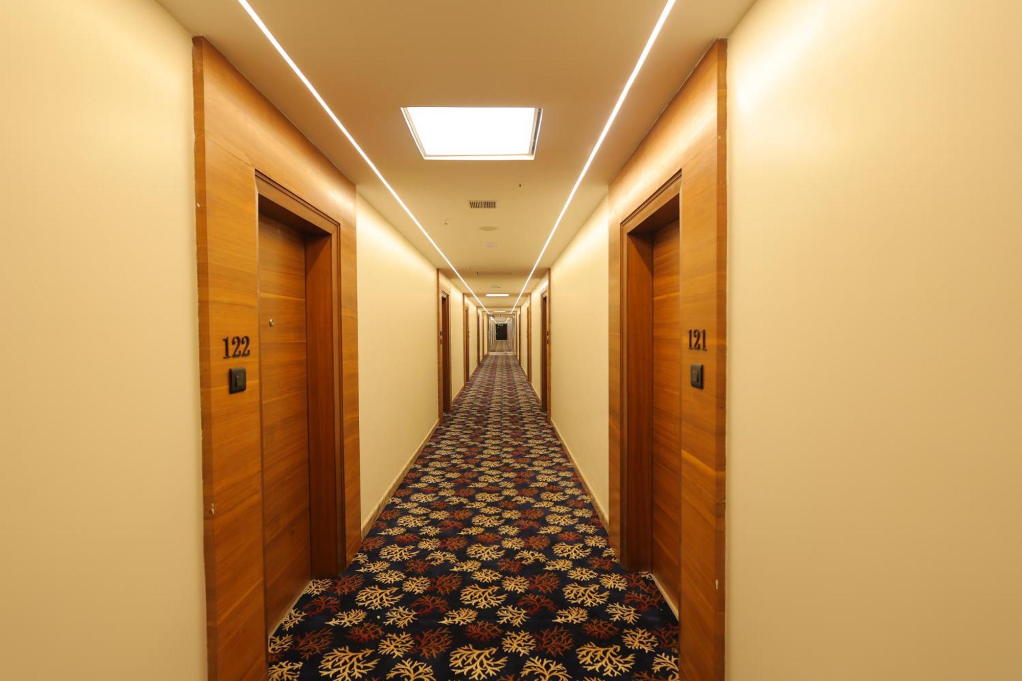 Icon Grand By Bhagini Hotel 4*
