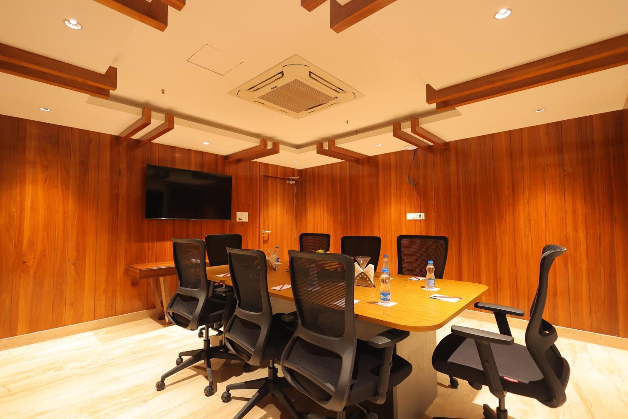 Icon Grand By Bhagini 4* Bangalore