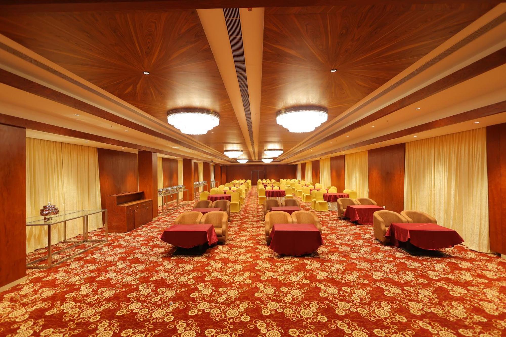 Hotel Icon Grand By Bhagini