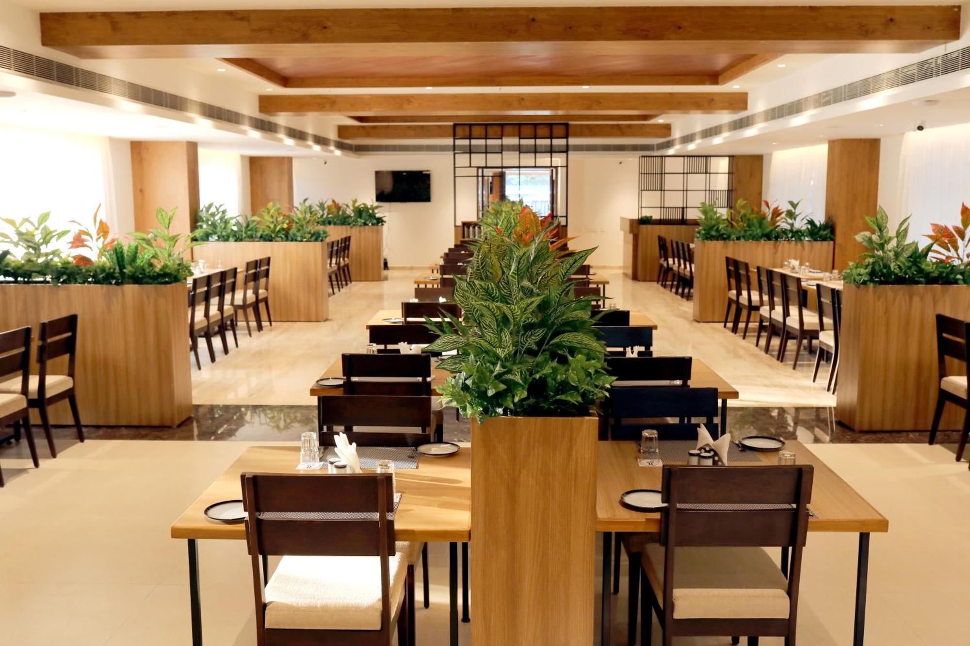 Hotel Icon Grand By Bhagini Bangalore