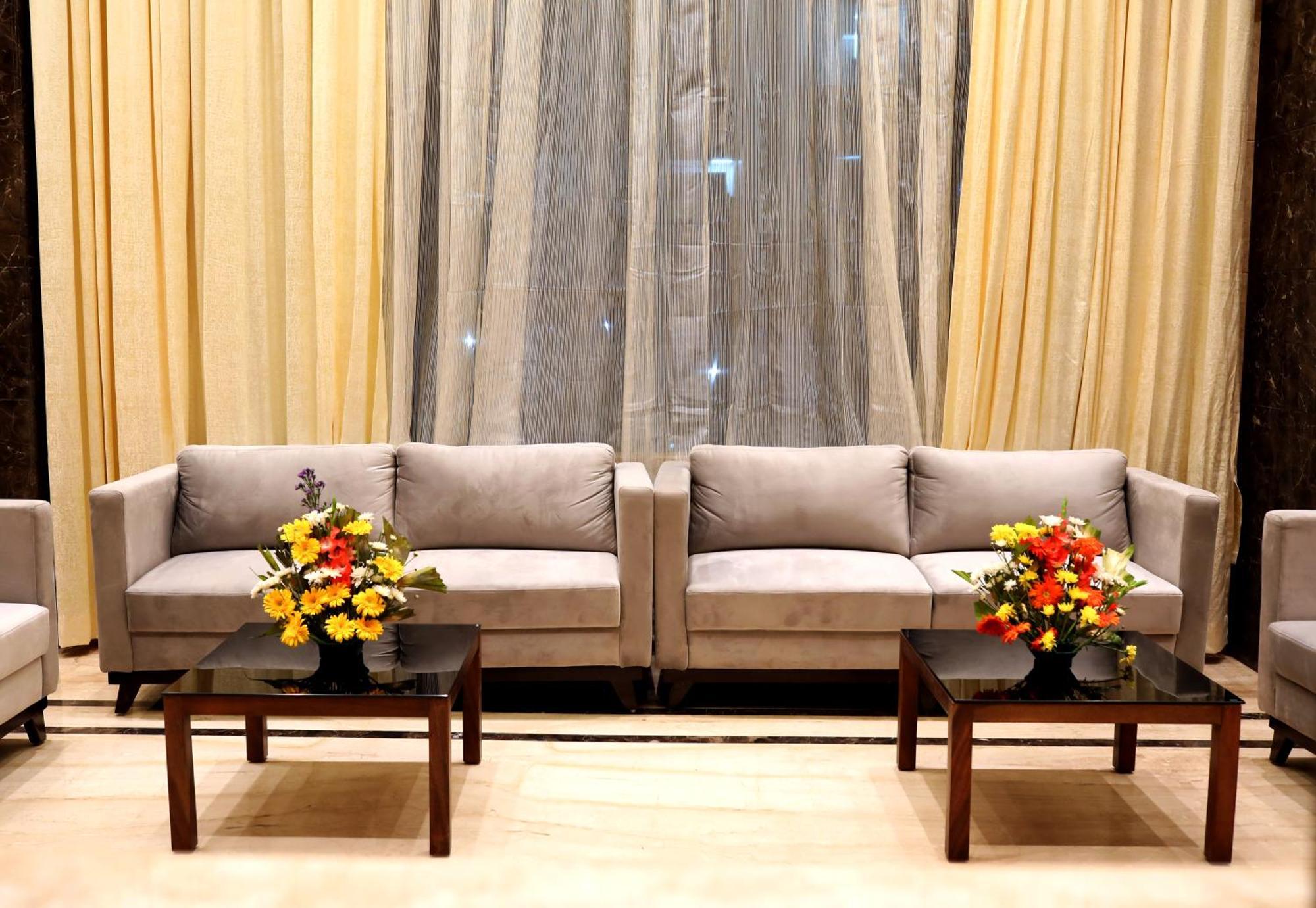 Hotel Icon Grand By Bhagini 4*