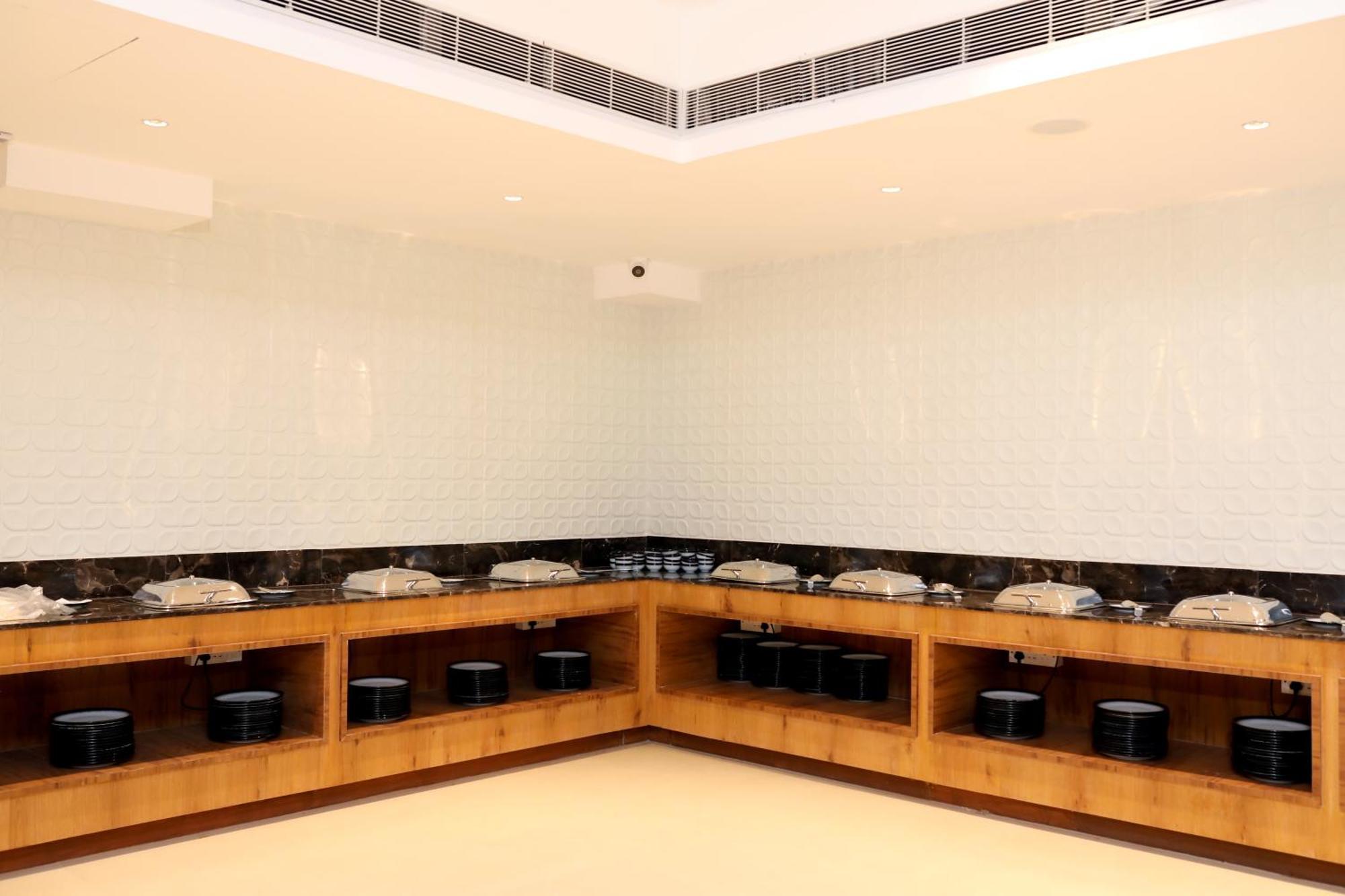 Hotel Icon Grand By Bhagini Bangalore