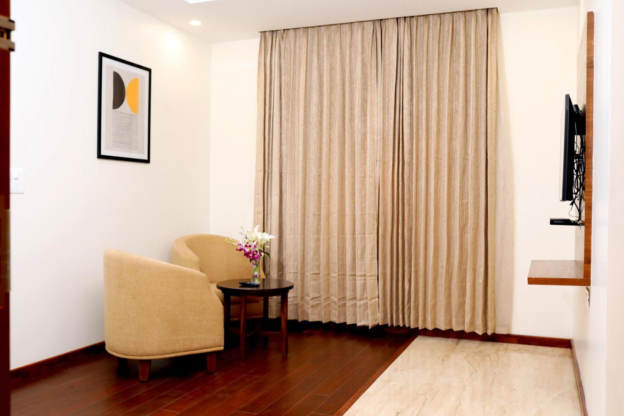 Icon Grand By Bhagini Hotel