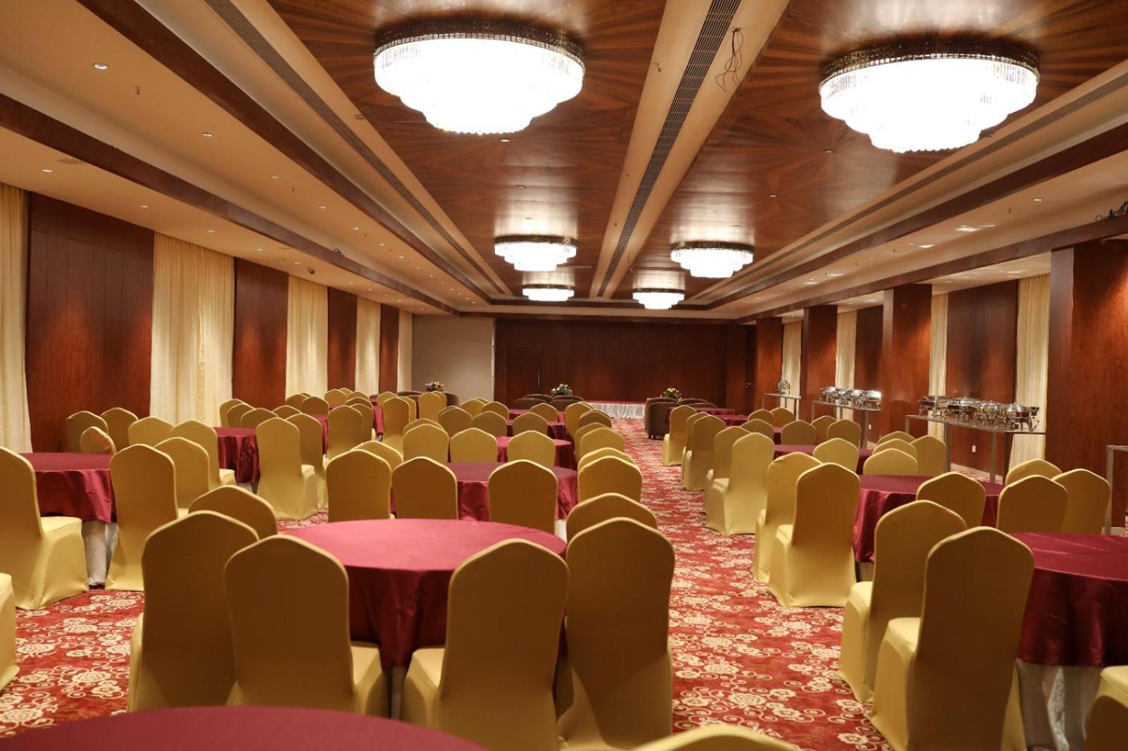 Icon Grand By Bhagini 4*