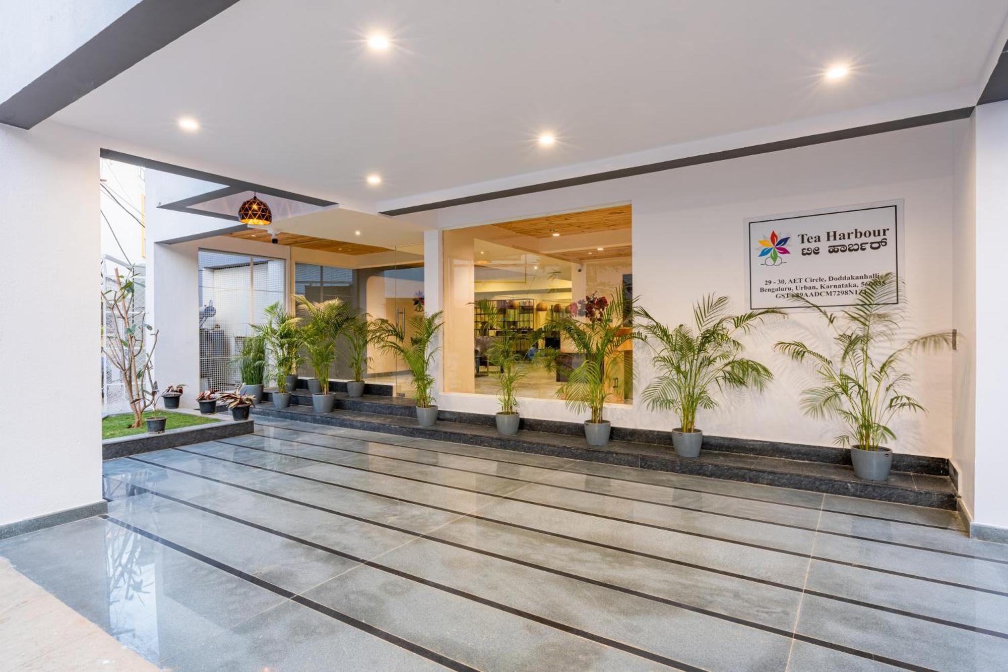 Tea Harbour - Eco World 3* Bangalore