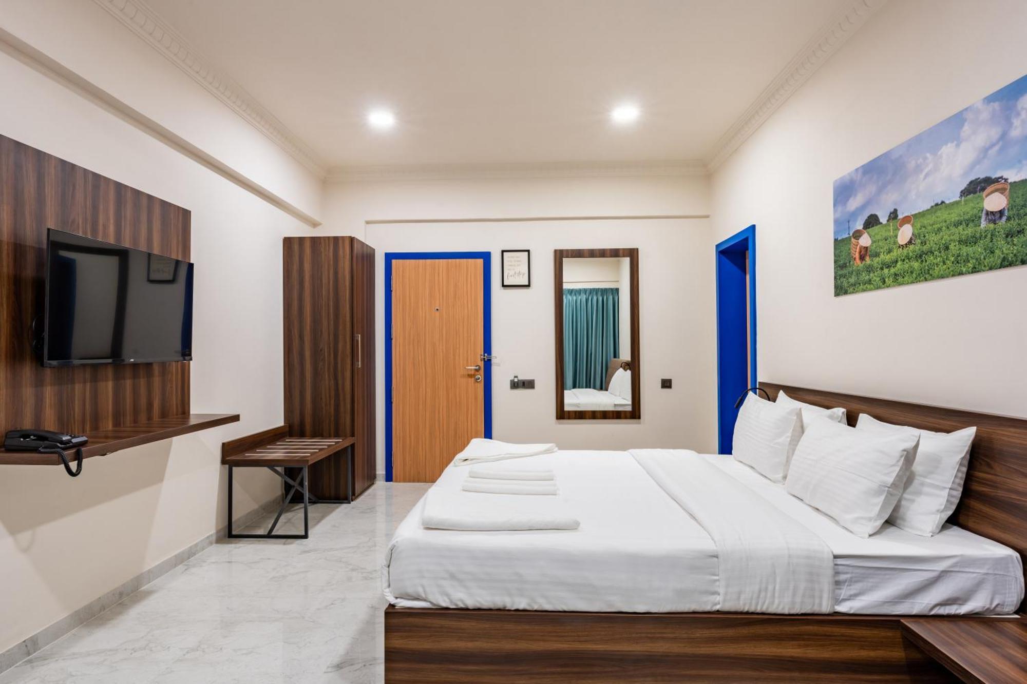 Tea Harbour - Eco World Hotel 3*