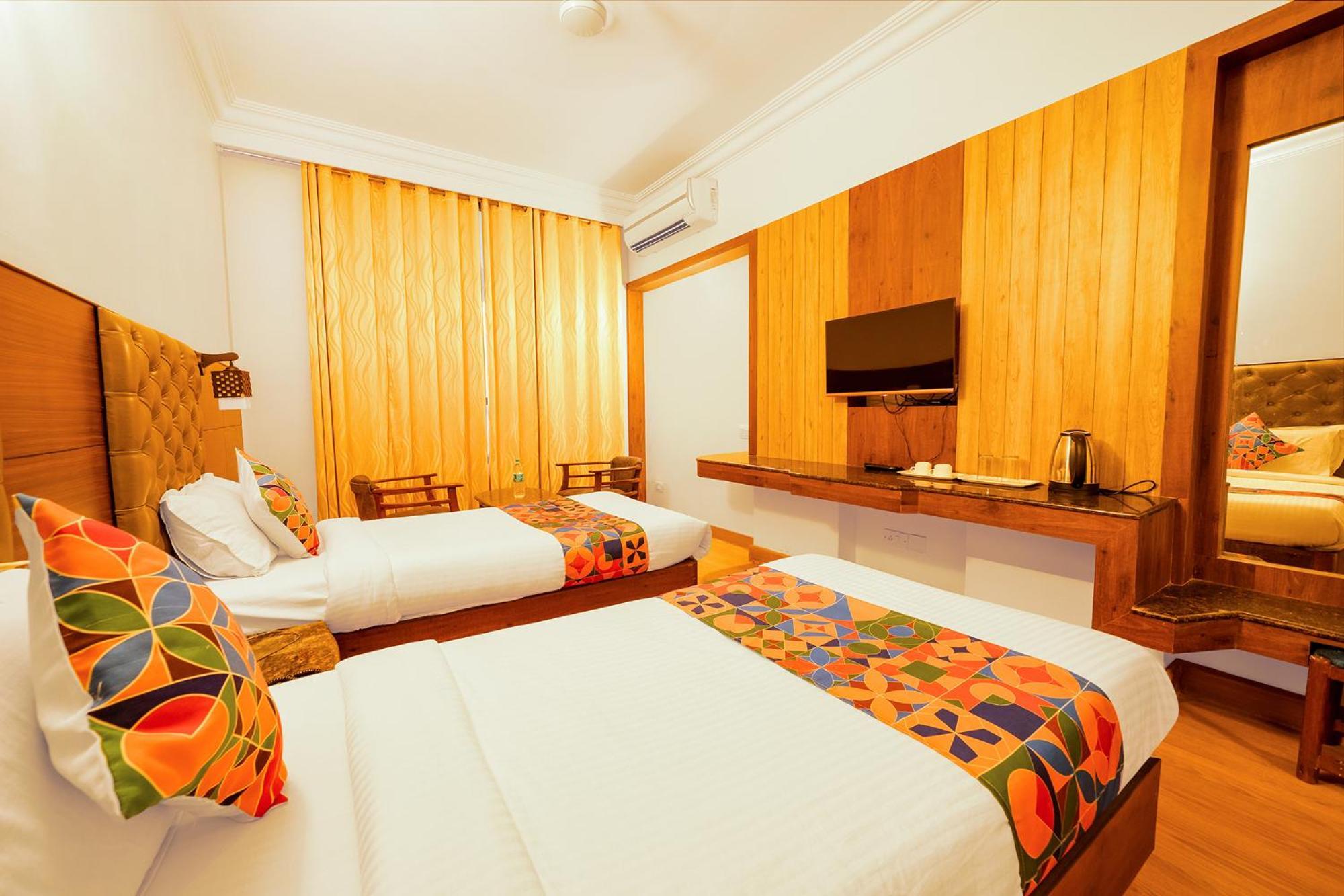 Fabhotel Royale Basant Residency - Gandhinagar 3*