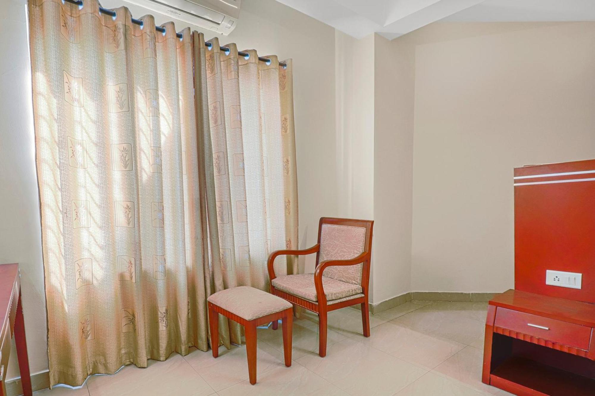Collection O 29 Church's Near Cubbon Park 4*