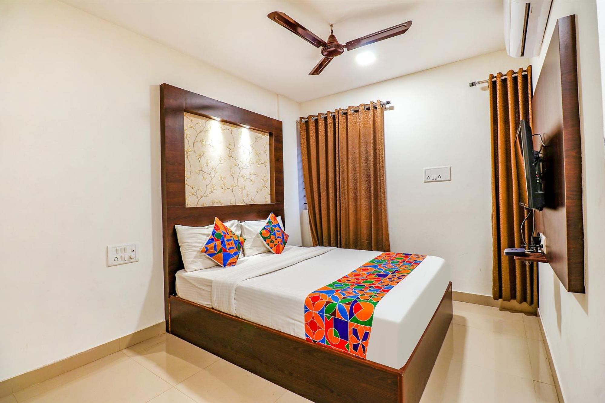 Fabexpress Sri Sai Hotel Bangalore