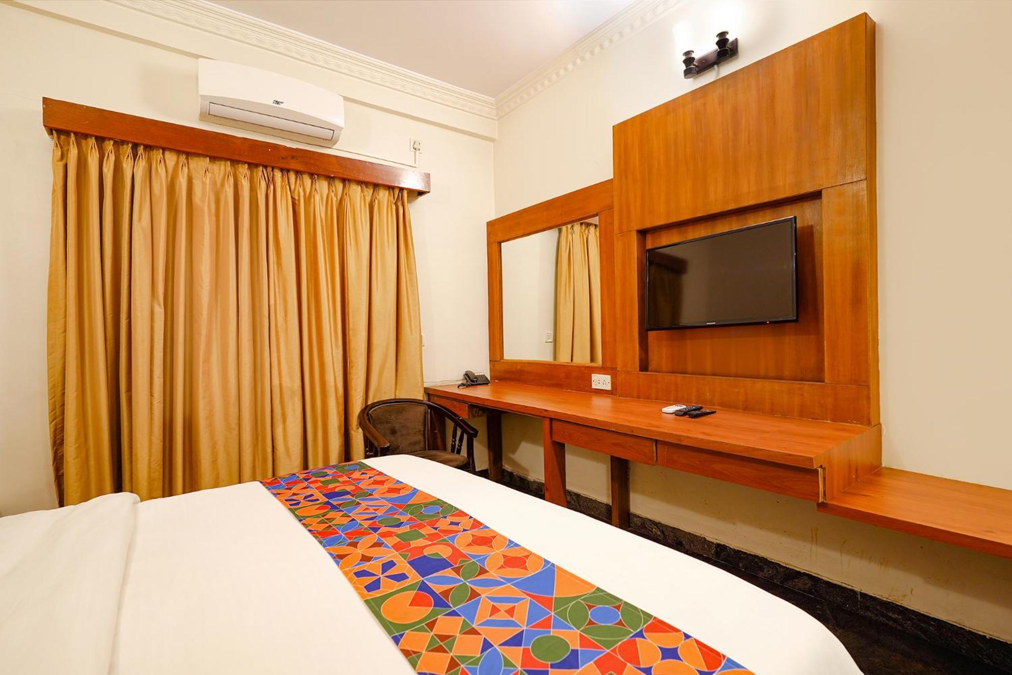 Fabhotel Spiro Grand Bangalore