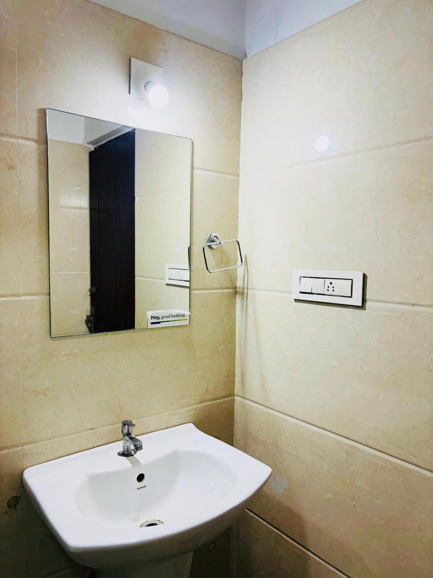 Bellandhuru Villa *