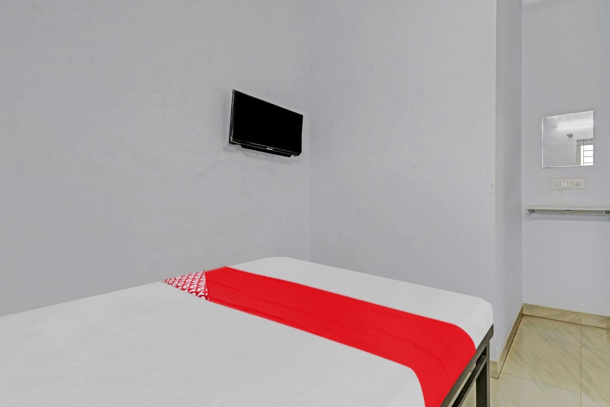 O M B R Hotel 3*