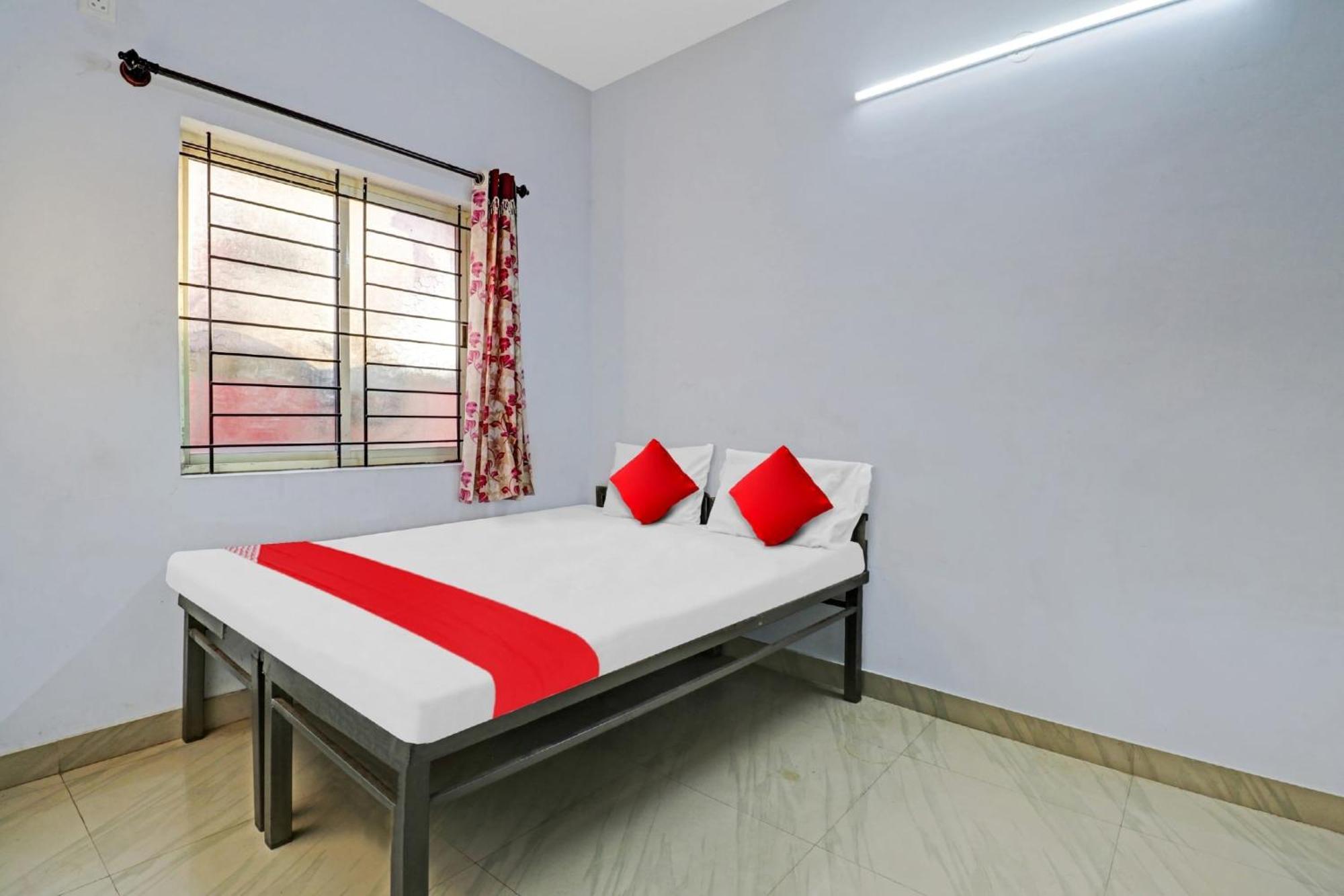 Hotel O M B R