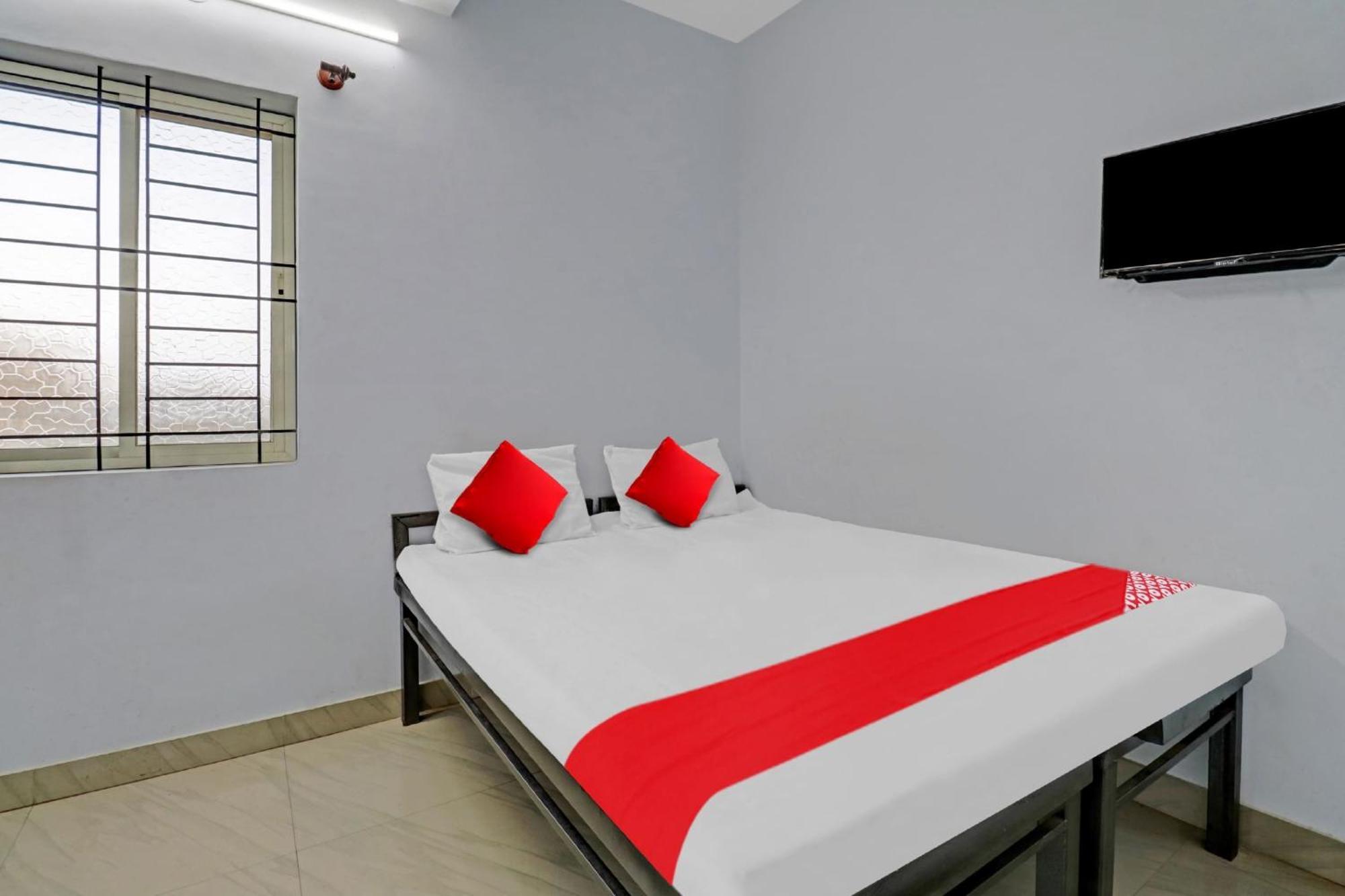 Hotel O M B R
