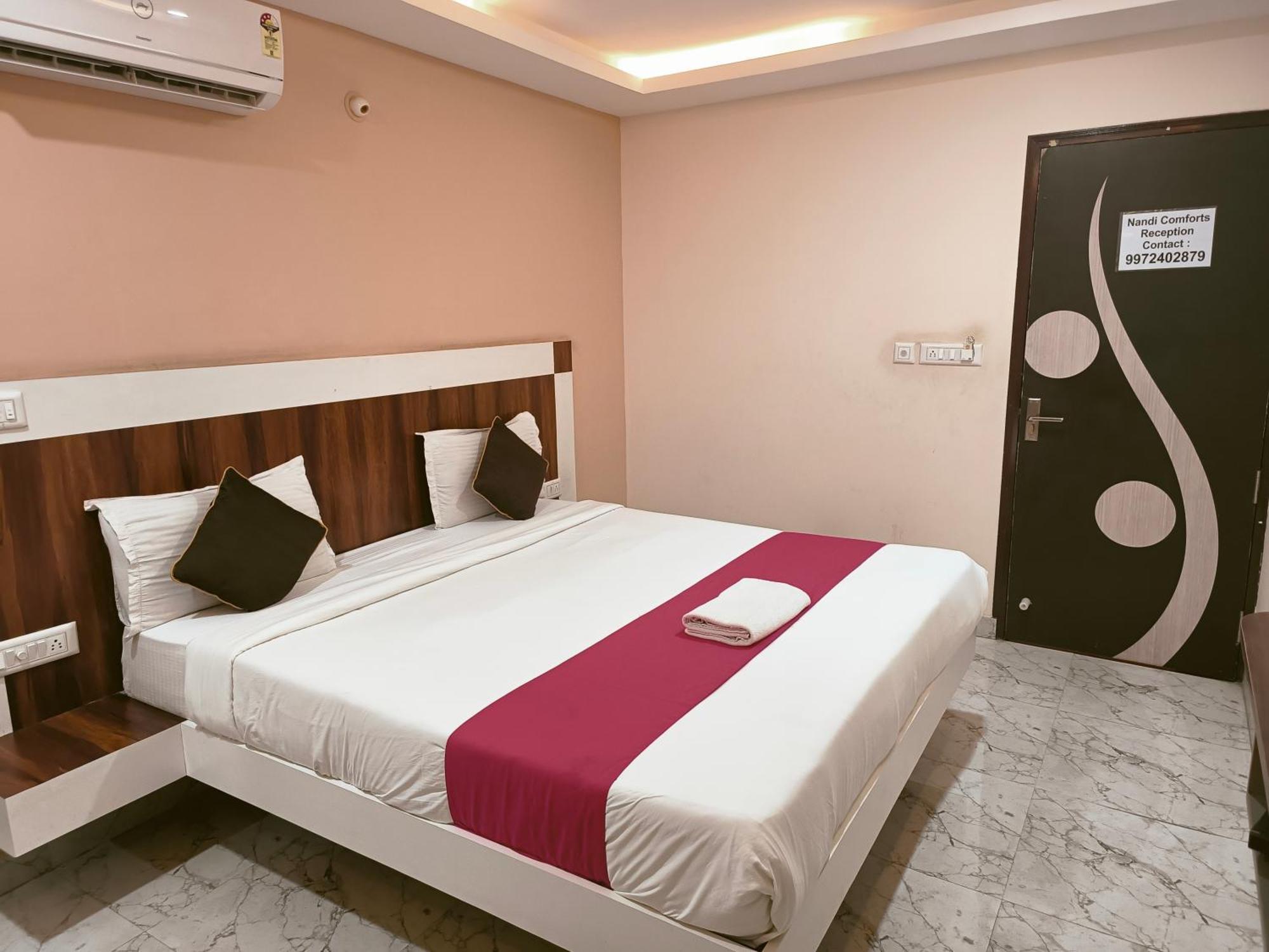Hotel Nandi Comforts Yeswanthpur