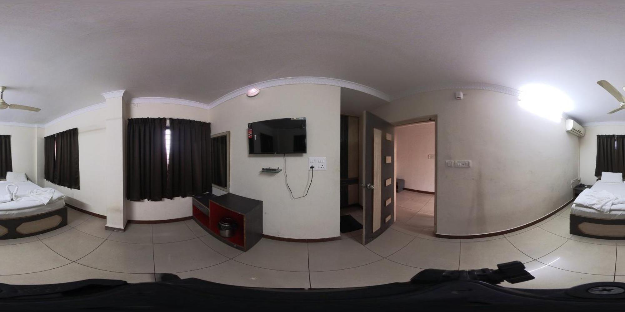 Fuga Boarding & Restaurant Hotel 3*