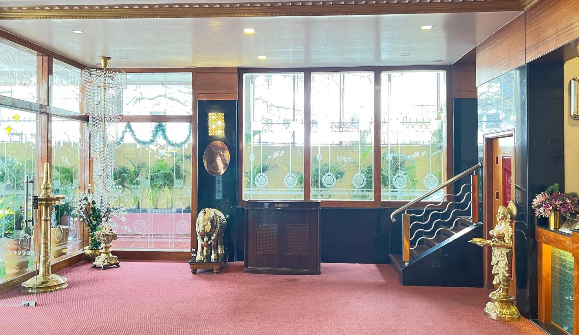 The Grand Krishna 4*