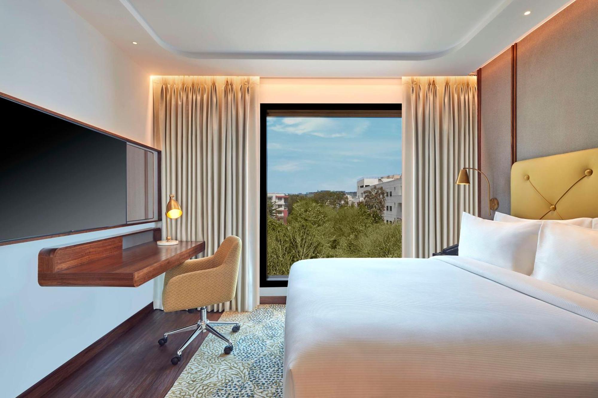 Doubletree By Hilton Whitefield Hotel 5*