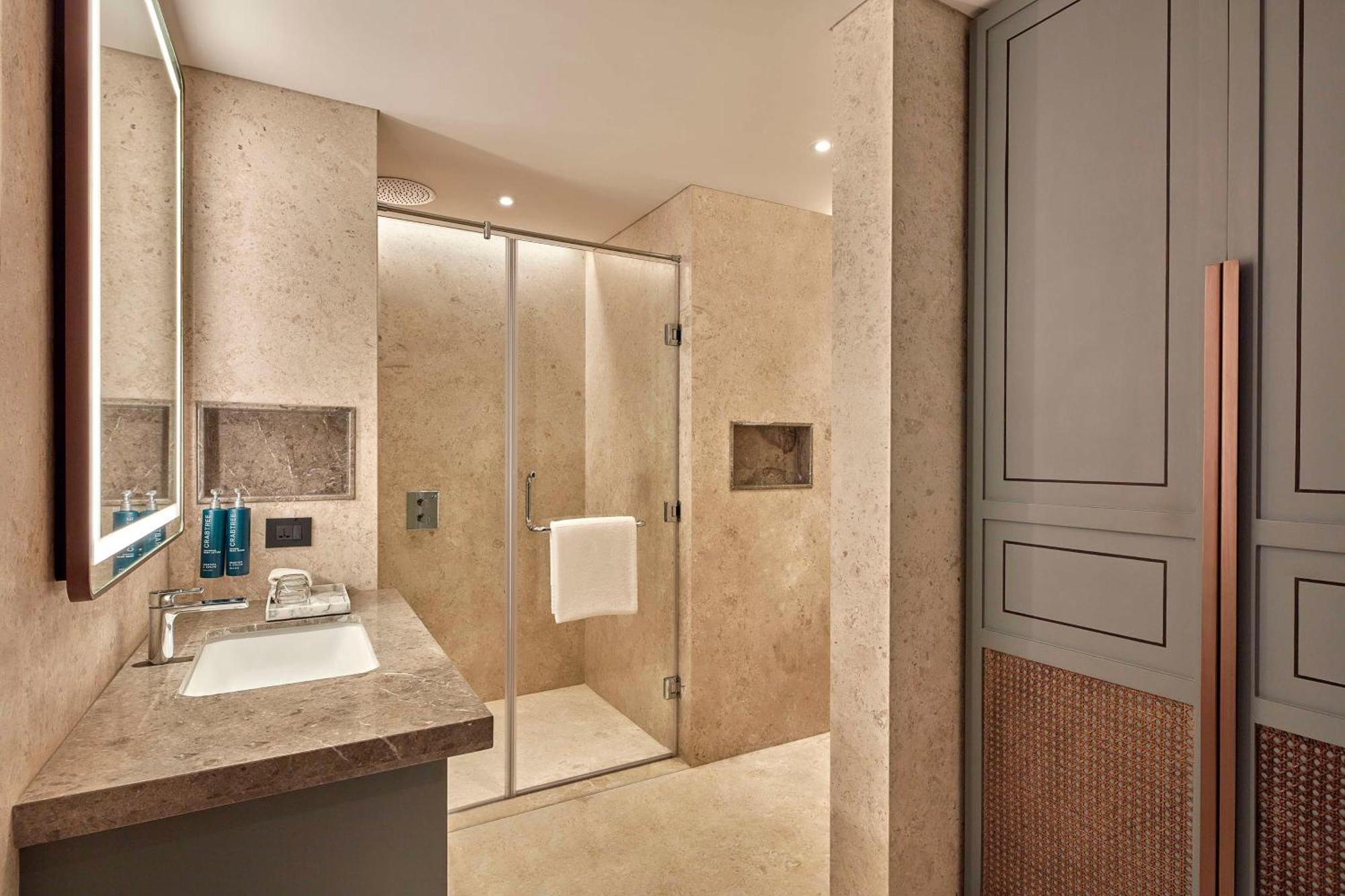 Doubletree By Hilton Whitefield Bangalore