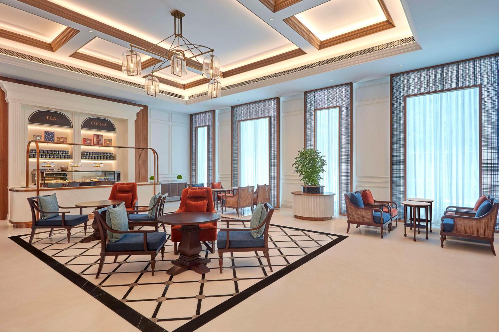 Hotel Doubletree By Hilton Whitefield 5*