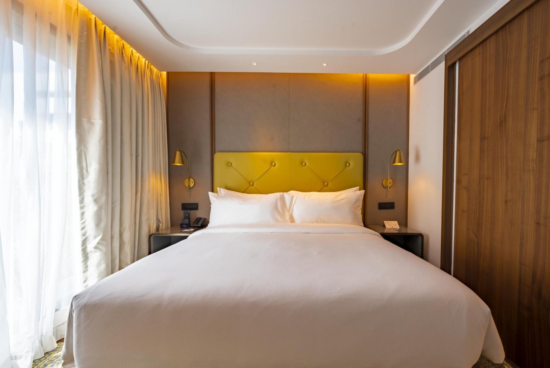 Doubletree By Hilton Whitefield Hotel Bangalore
