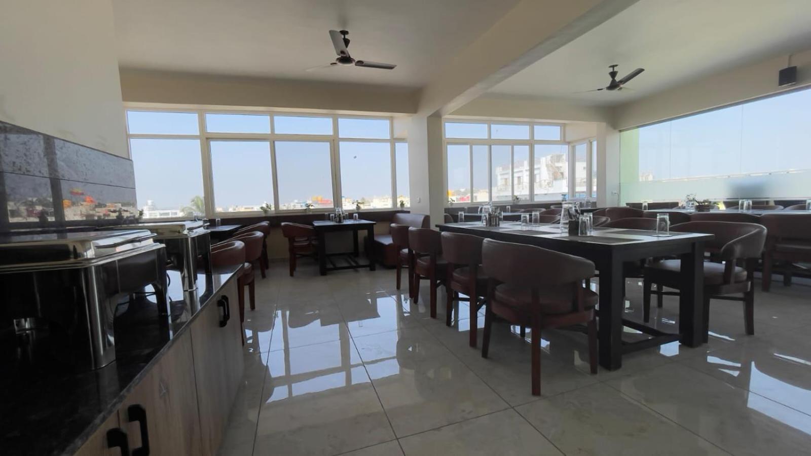 Banyan Tree Yeshwanthpur Hotel 3*