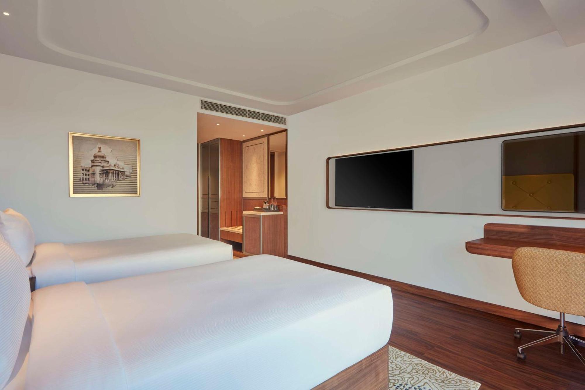 Doubletree By Hilton Whitefield 5* Bangalore
