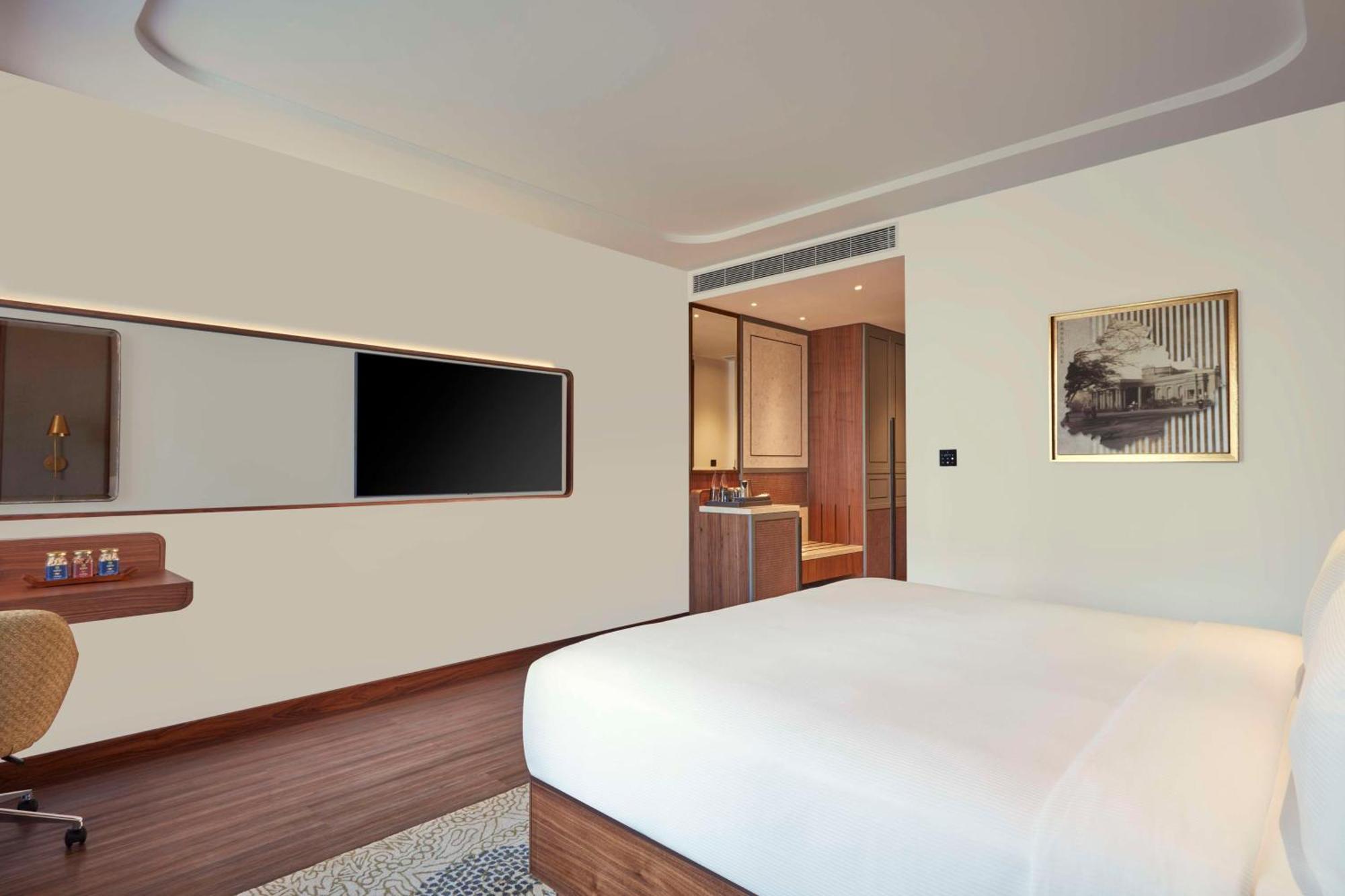 Doubletree By Hilton Whitefield Hotel 5*
