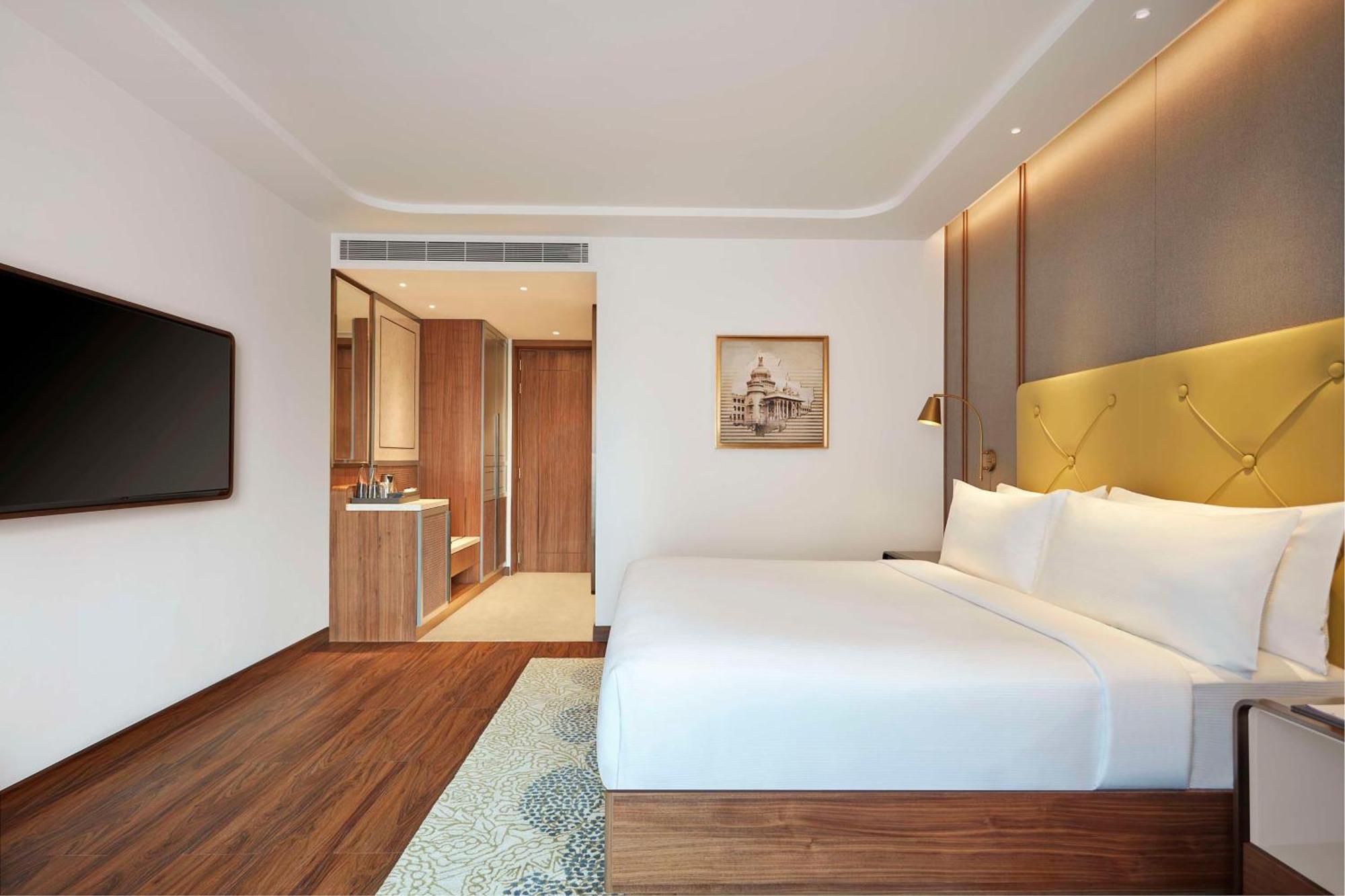 Doubletree By Hilton Whitefield 5* Bangalore