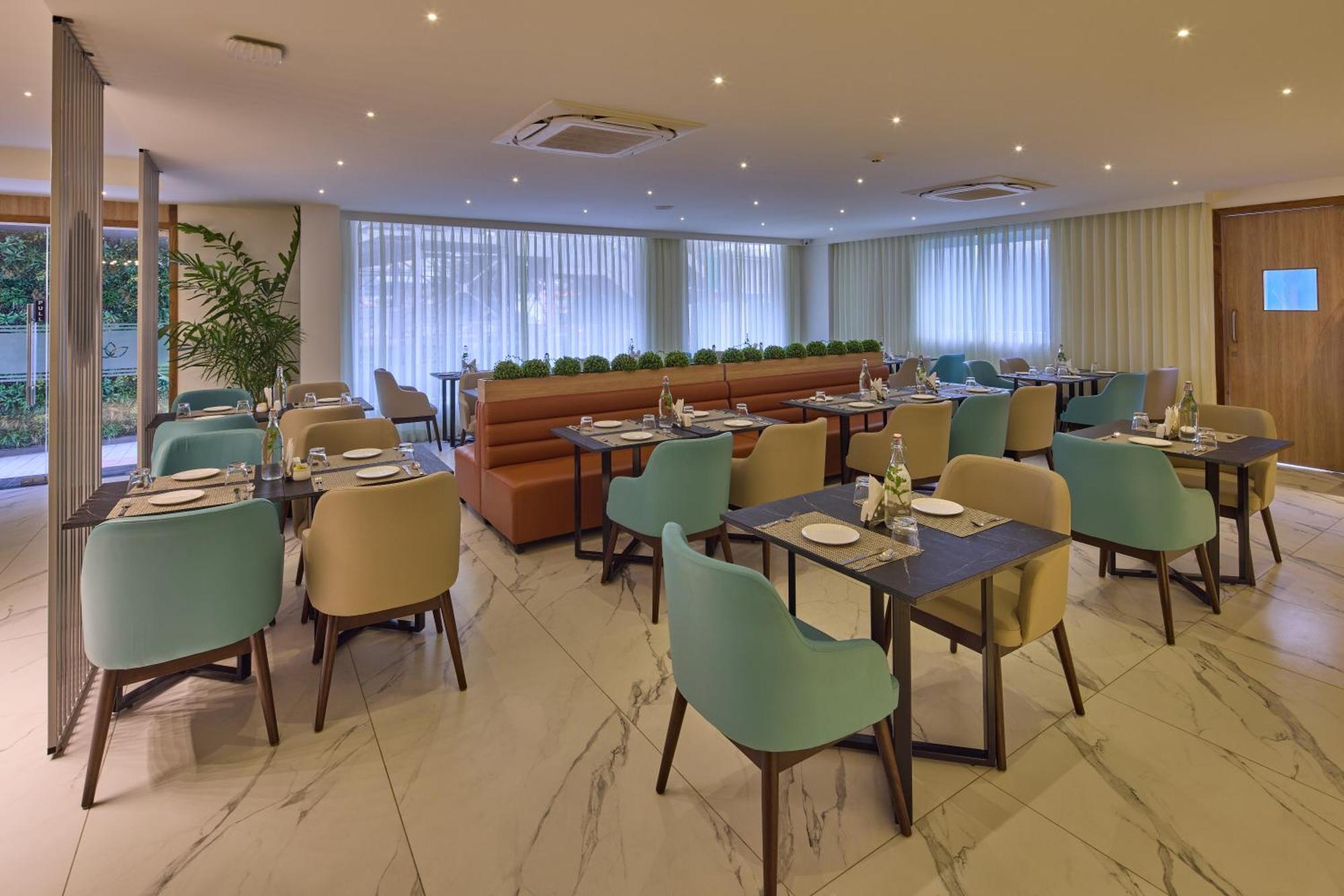 Hotel Grand Continent Hebbal A Sarovar Portico Affiliate Bangalore
