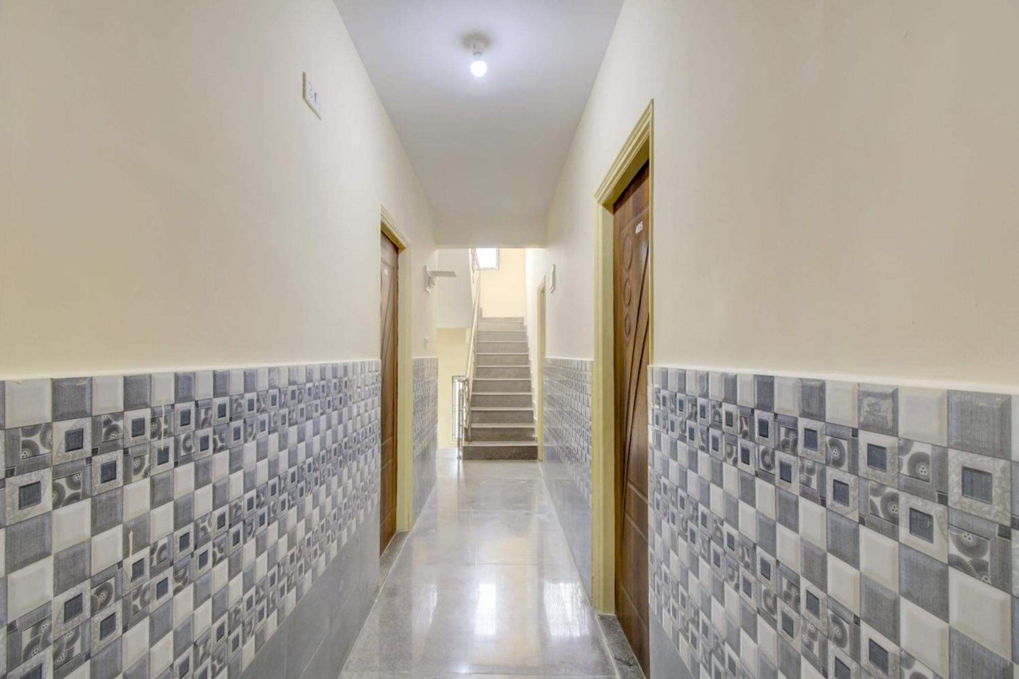 O Manyata Deluxe 2* Bangalore