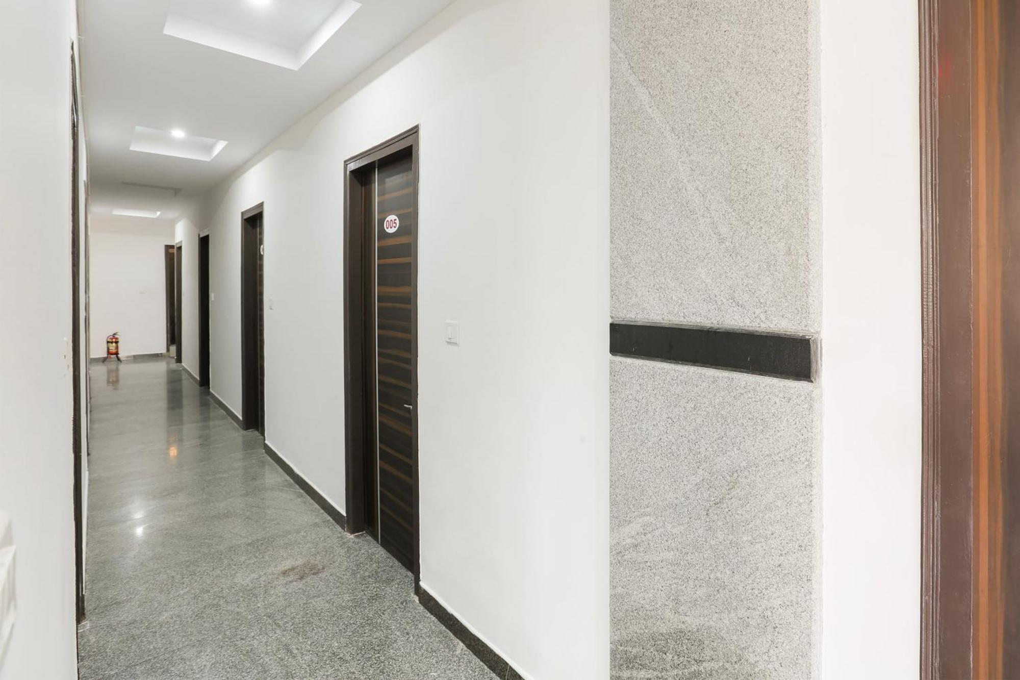 O Manjushree Boarding & Nearby Dr.br Ambedkar Stadium Basveshwar Nagar 4* Bangalore